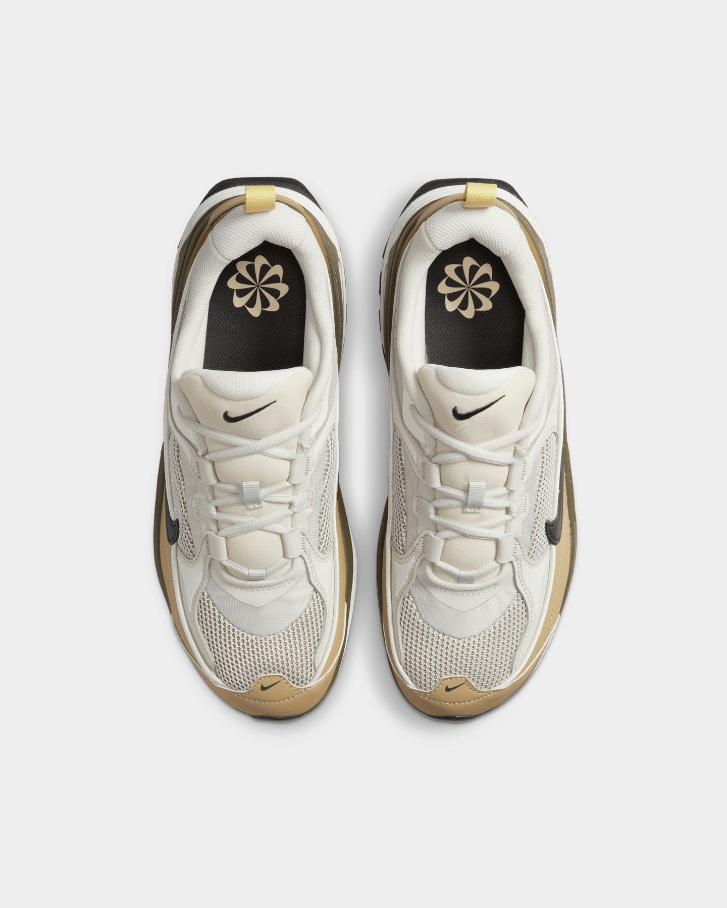 Nike Women's Air Max Bliss Light Bone、mySite、zt4zffjzw