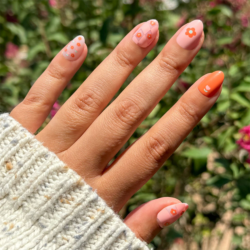 Mixed Quilt Print - Press-On | Short | Almond、mySite、solidvoid