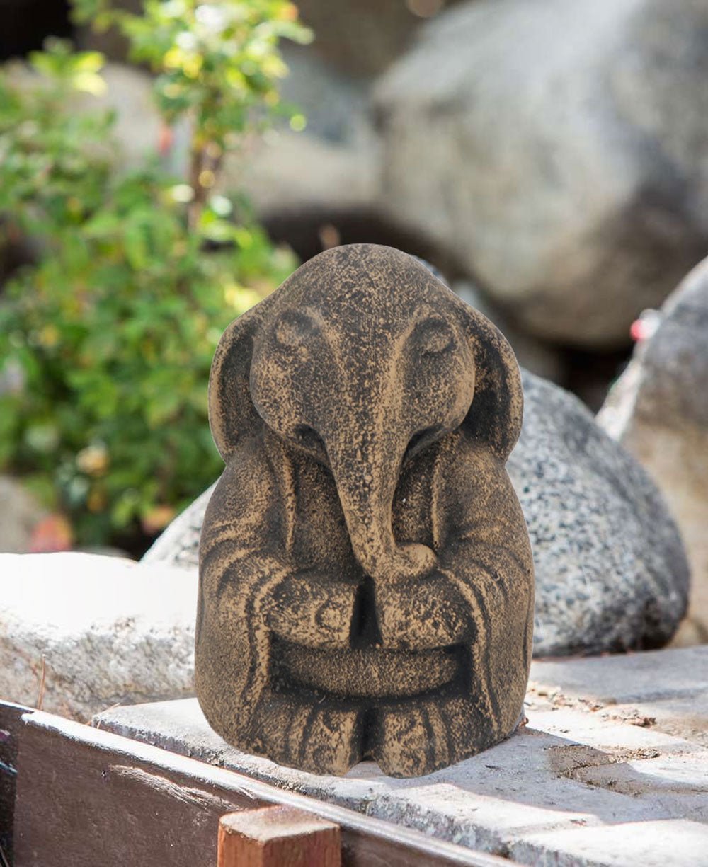 Meditating Zen Elephant Garden Statue、mySite、topwebapps