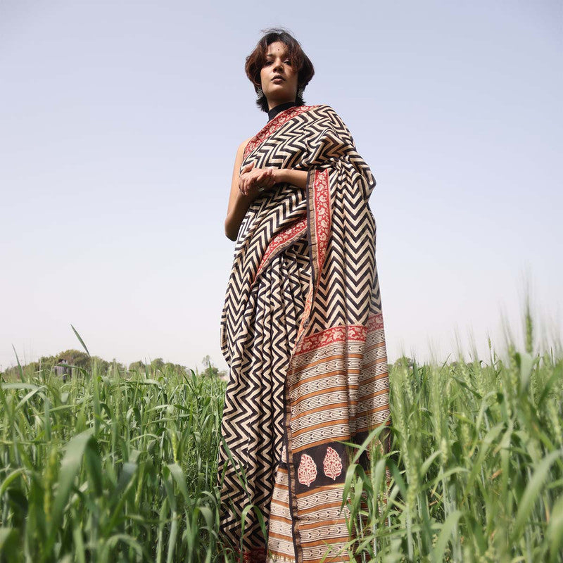 Chanderi Bagru Printed Saree | Beige & Black、mySite、camillekostekn