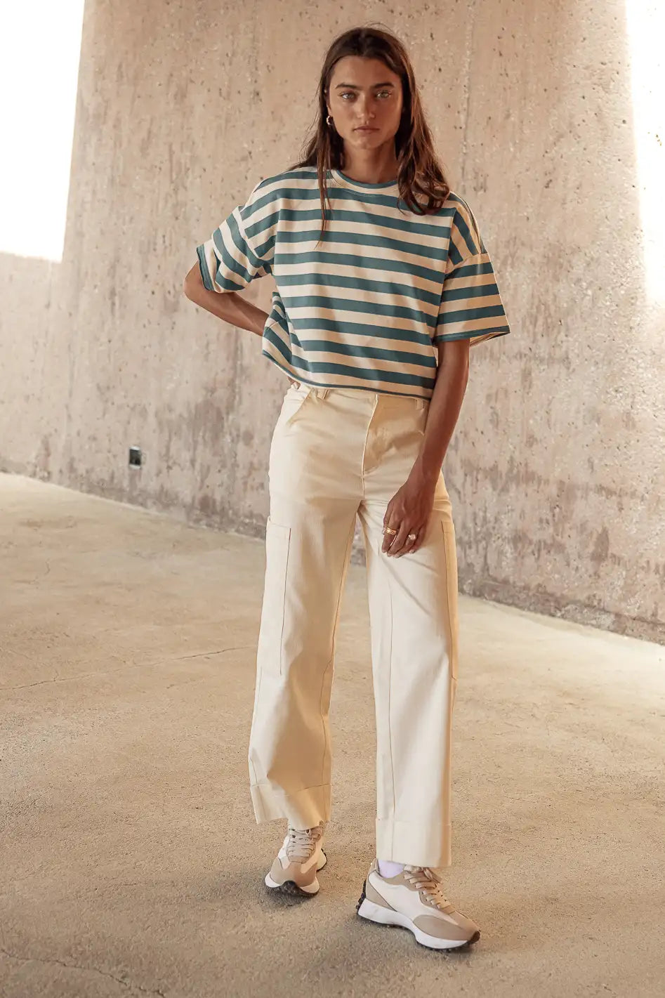 {product_title} - {shop_name}