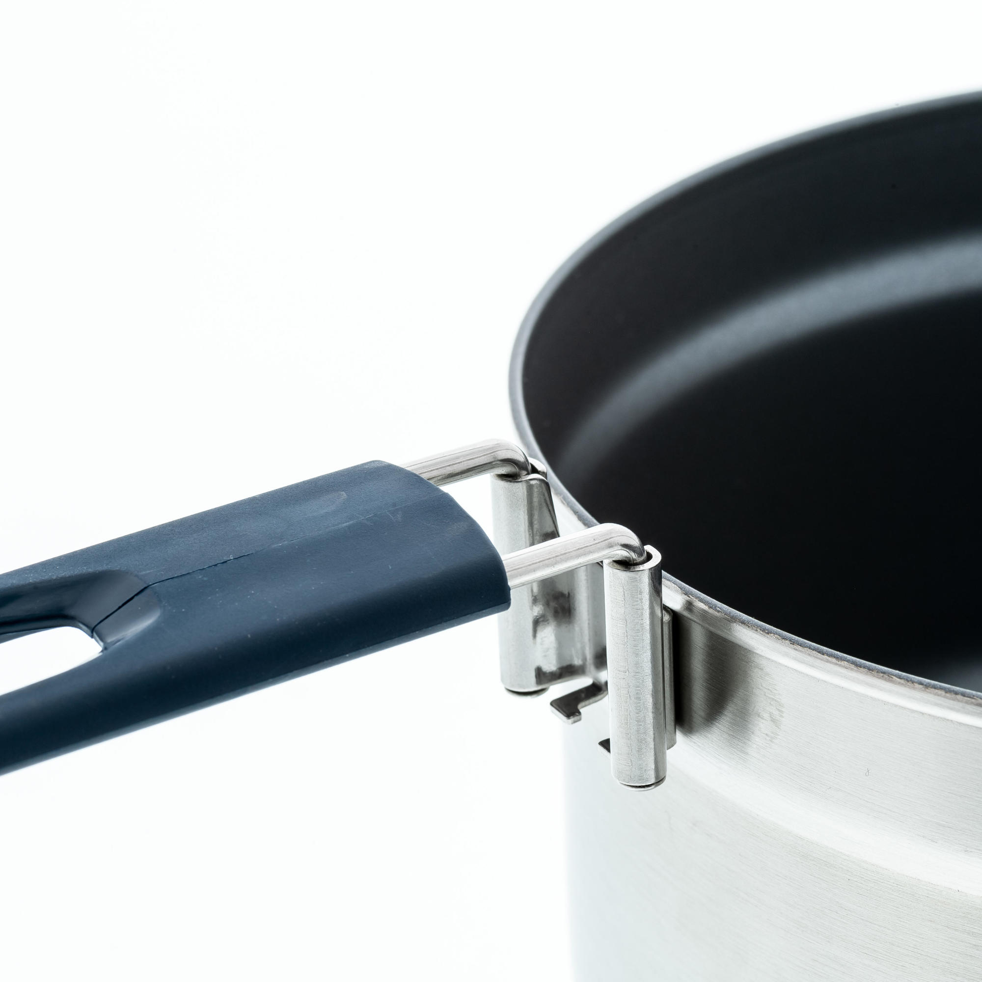 Quechua Non-Stick Stainless Steel 2-Person 14-Piece Camp Cookset 2.1 L