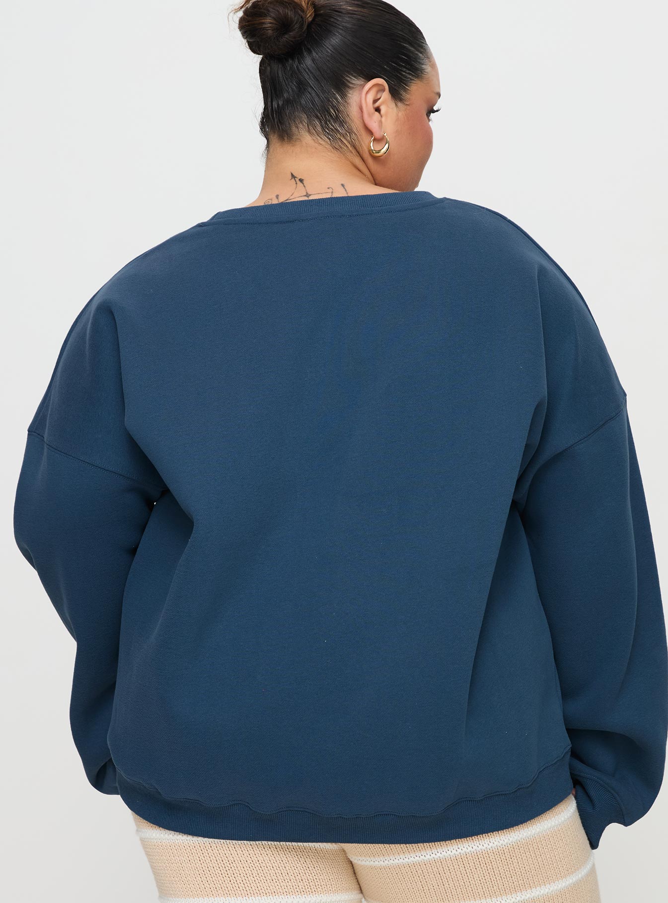 Sleepy Bunny Crewneck Jumper Navy Curve、mySite、solidvoid