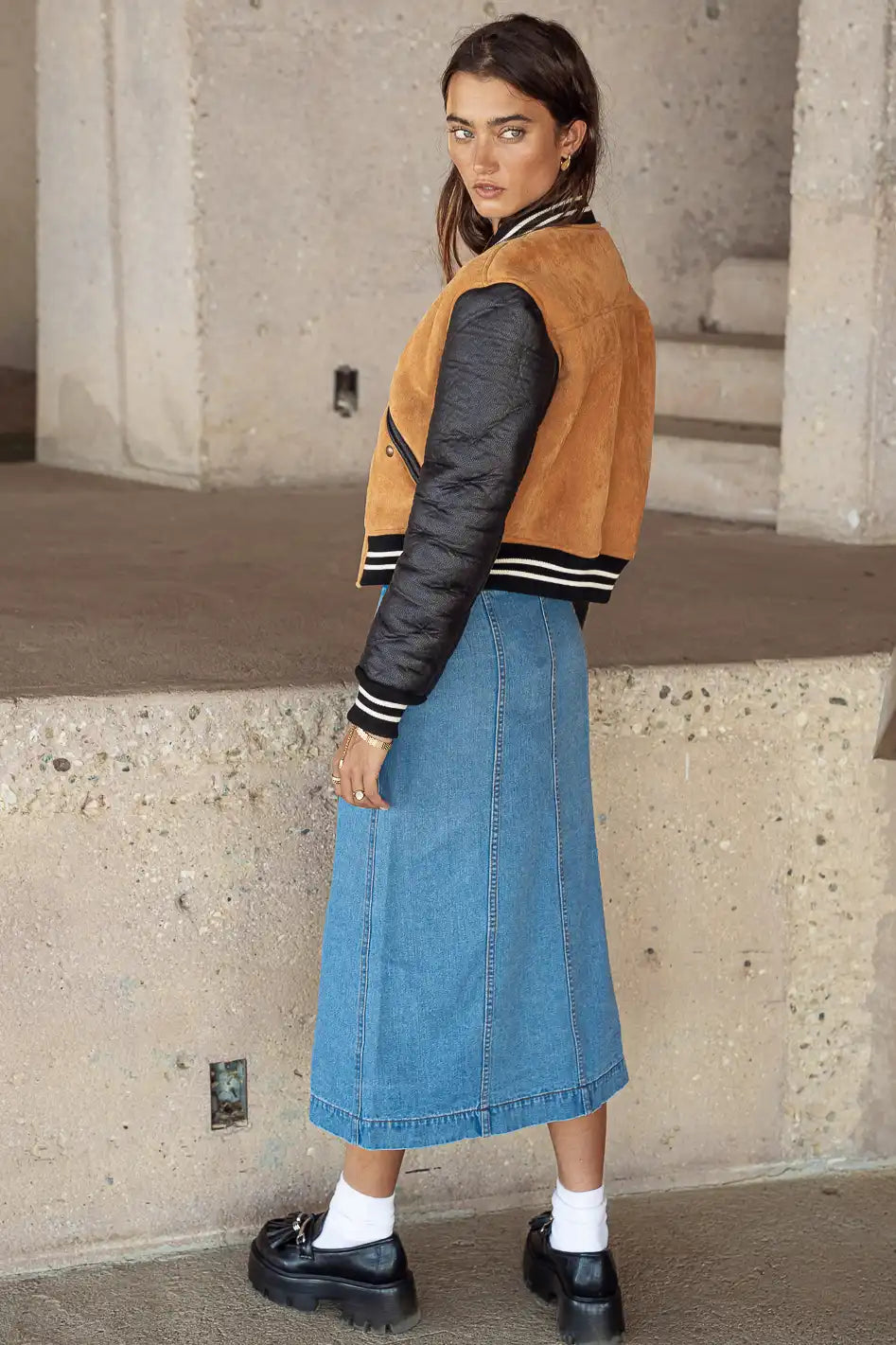 {product_title} - {shop_name}