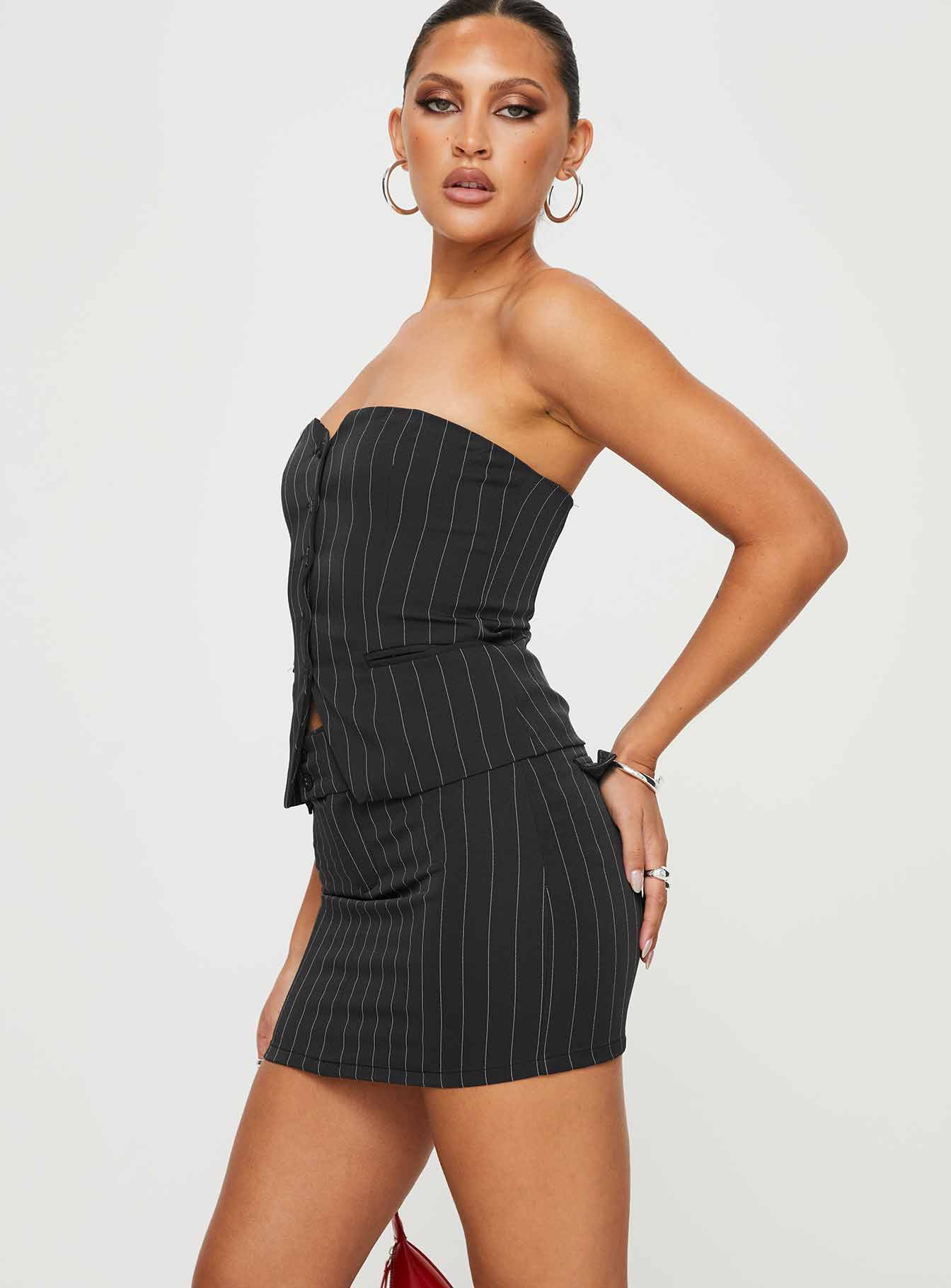 Mulroney Set Grey、mySite、solidvoid