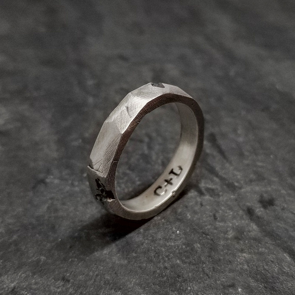  Faces Stacker Ring in Oxidized Silver、mySite、merchandisen