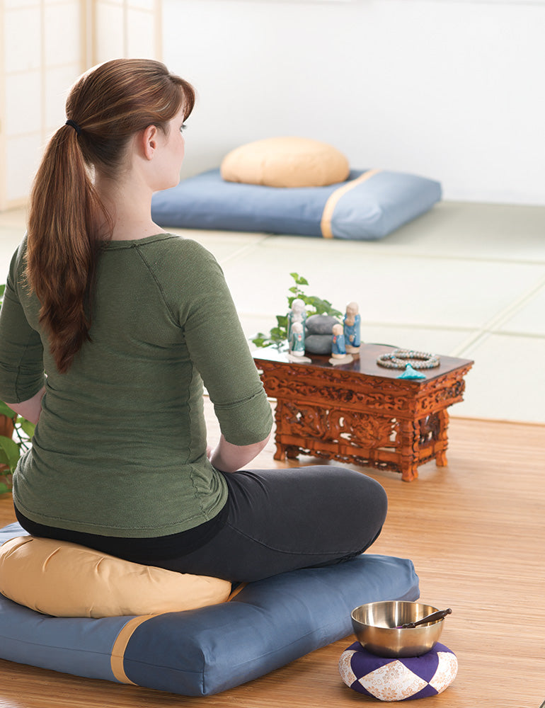Stillness & Light: Gold Moon Meditation Cushion Set、mySite、topwebapps