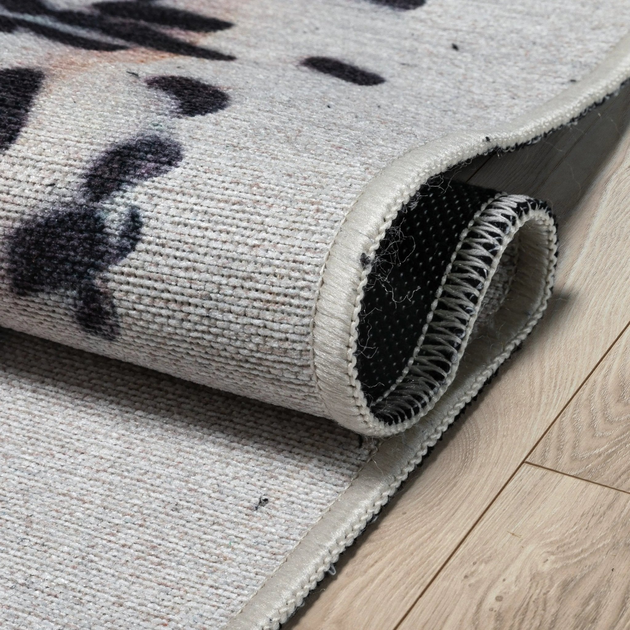 White Sprinkles Donut Novelty Ivory Black Flat-Weave Rug、mySite、gigharbornorthrealestate