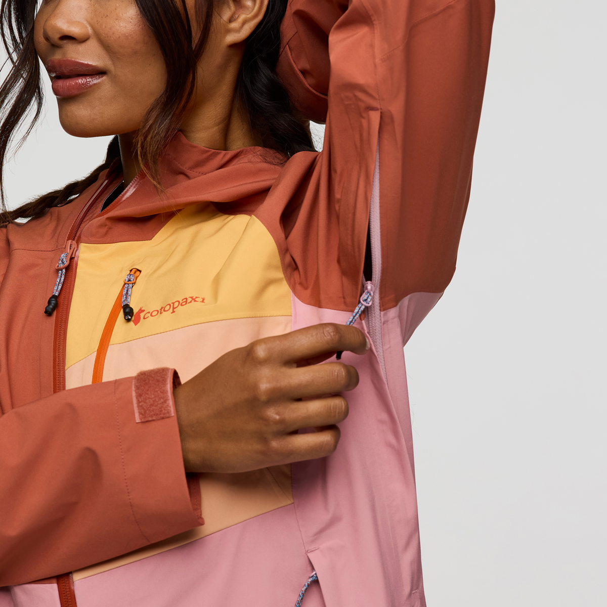 Impermeo 3L Hooded Shell Jacket - Women's、mySite、shImpermeo 3L Hooded Shell Jacket - Women's、mySite、glenpowelloop_name