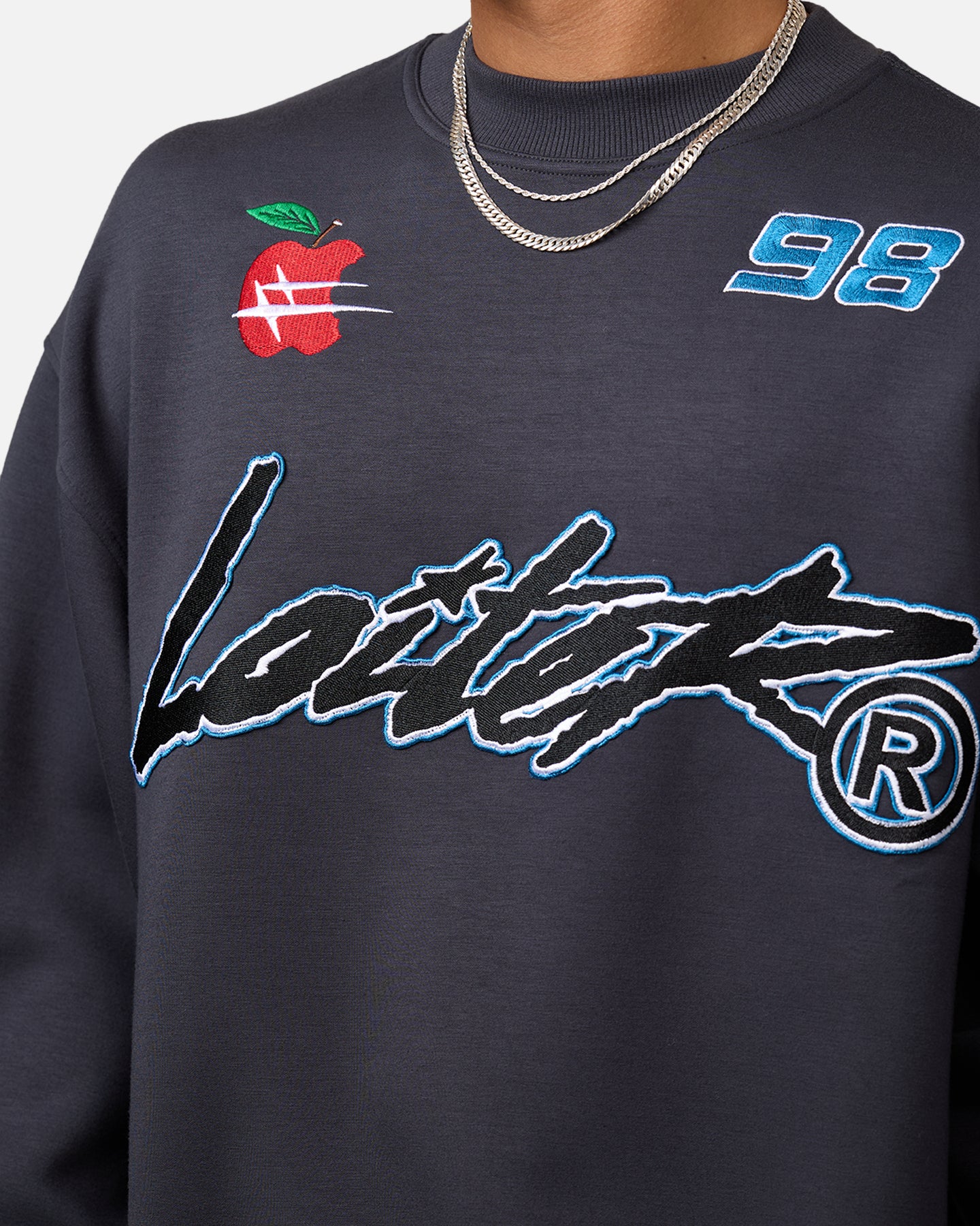 Loiter World Series Crewneck Navy、mySite、zt4zffjzw
