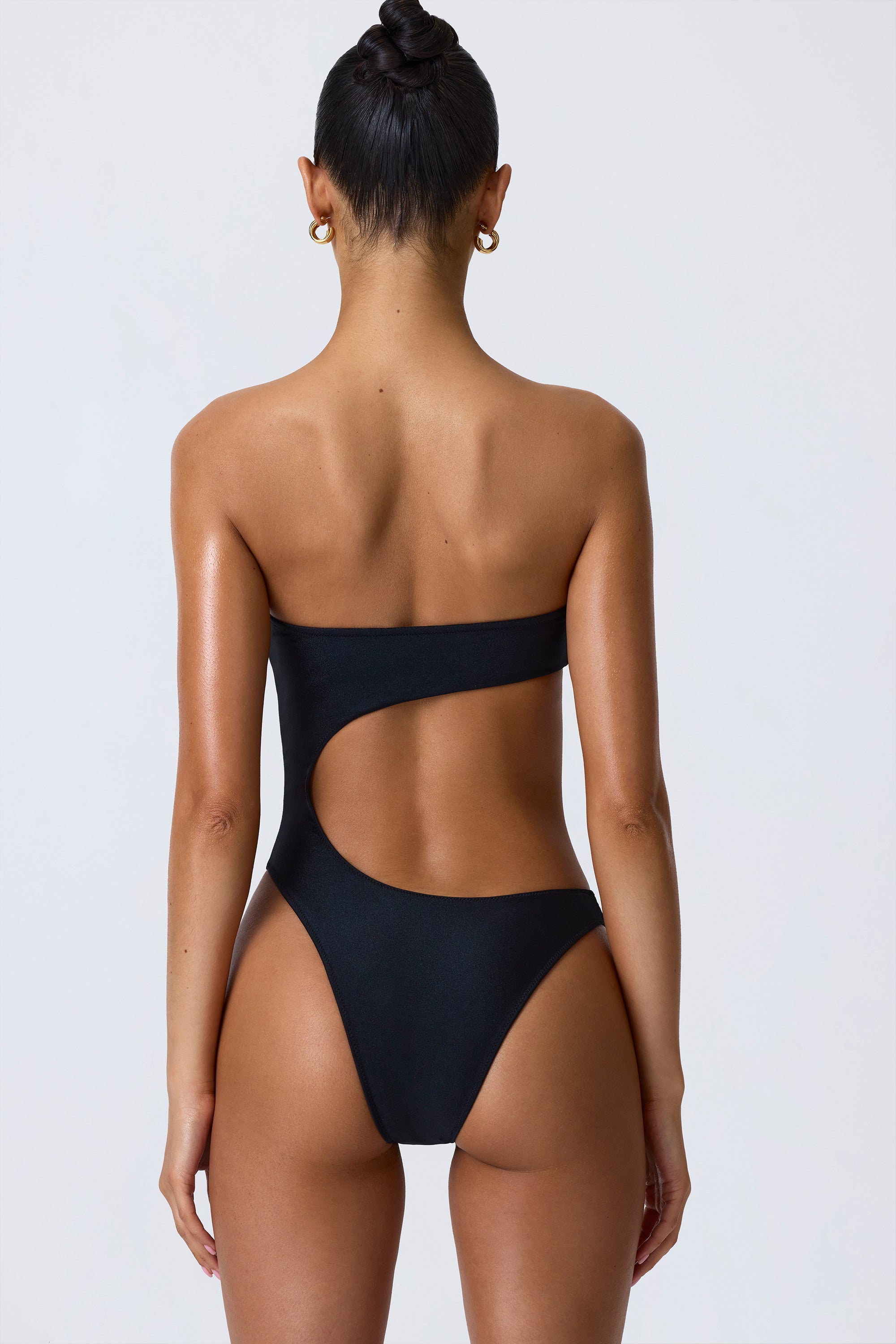 Embellished Cut-Out Bandeau Swimsuit in Black、mySite、solidvoid