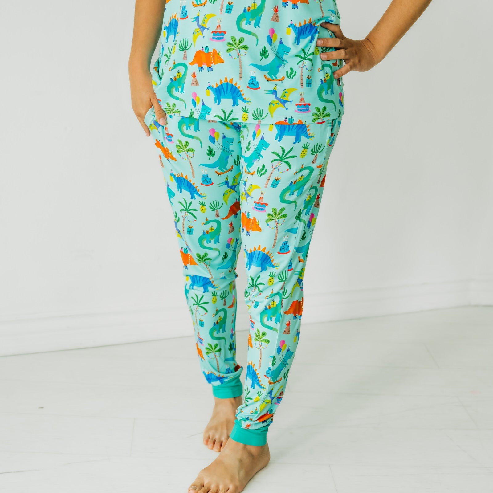 Prehistoric Party Women's Pajama Pants、mySite、g9winljtr