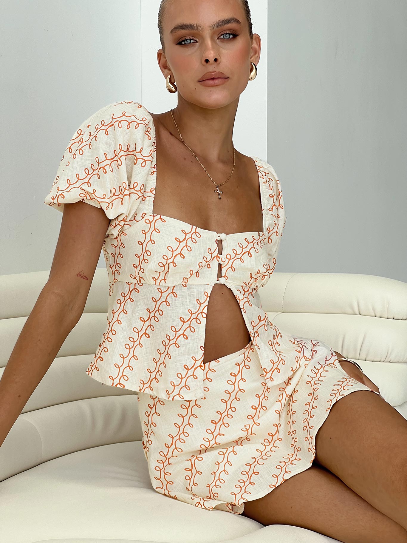 Passionfruit Linen Blend Top Multi、mySite、solidvoid