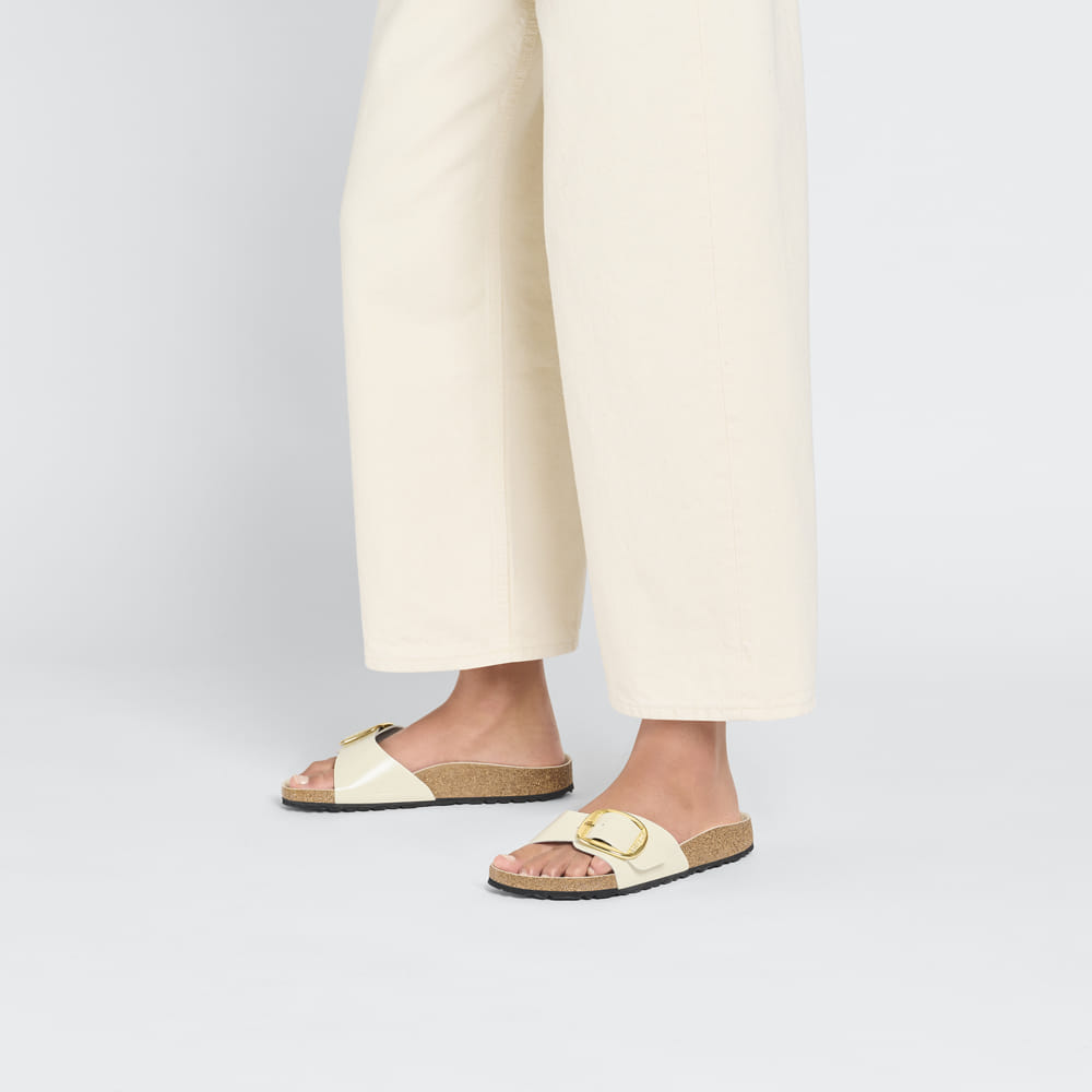 Madrid Big Buckle Natural Leather Patent、mySite、gtrtttuynbv