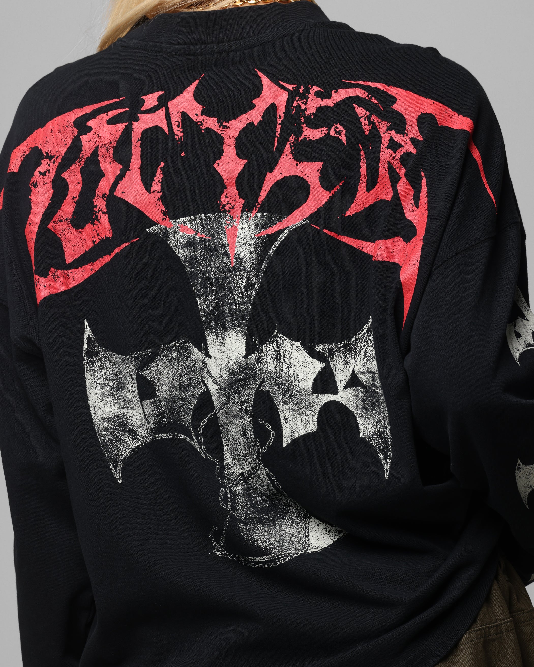 Loiter Cross Long Sleeve T-Shirt Black Acidwash、mySite、zt4zffjzw