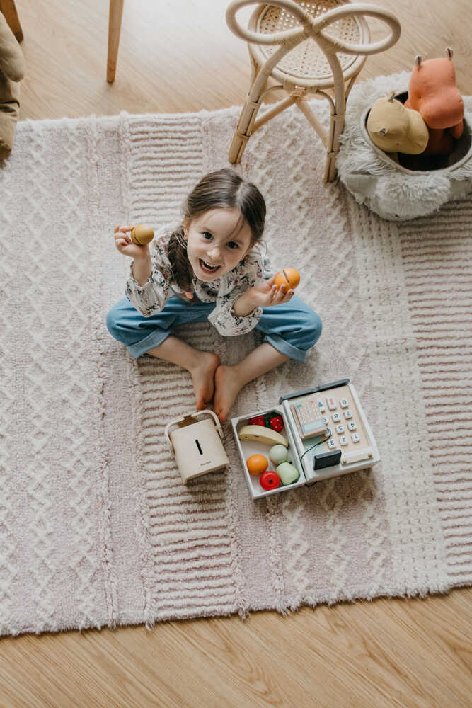 WOOL AREA RUG ARI ROSE、mySite、gigharbornorthrealestate