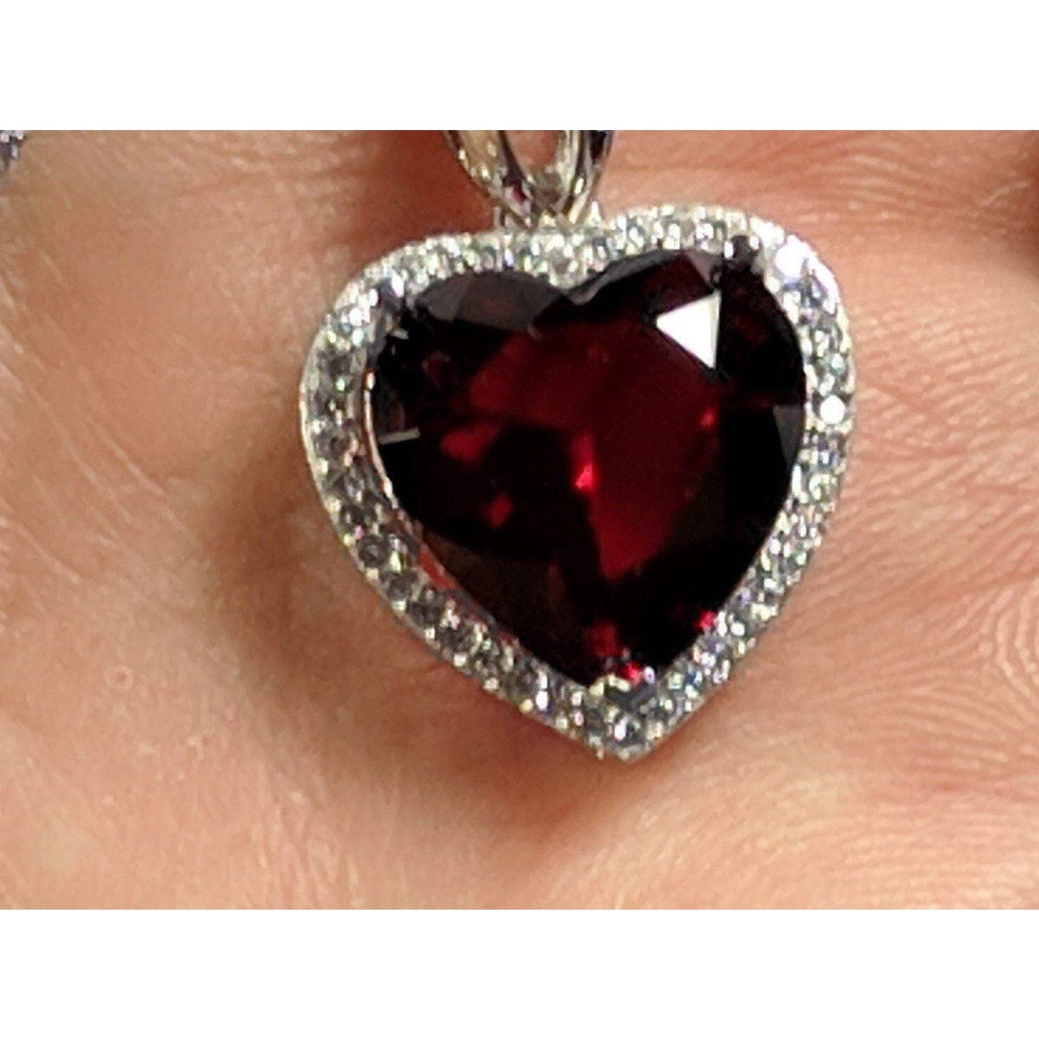 Heart Pendant in 925 Silver, Simulated Ruby, Topaz or Amethyst Crystal with CZ、mySite、g9winljtr