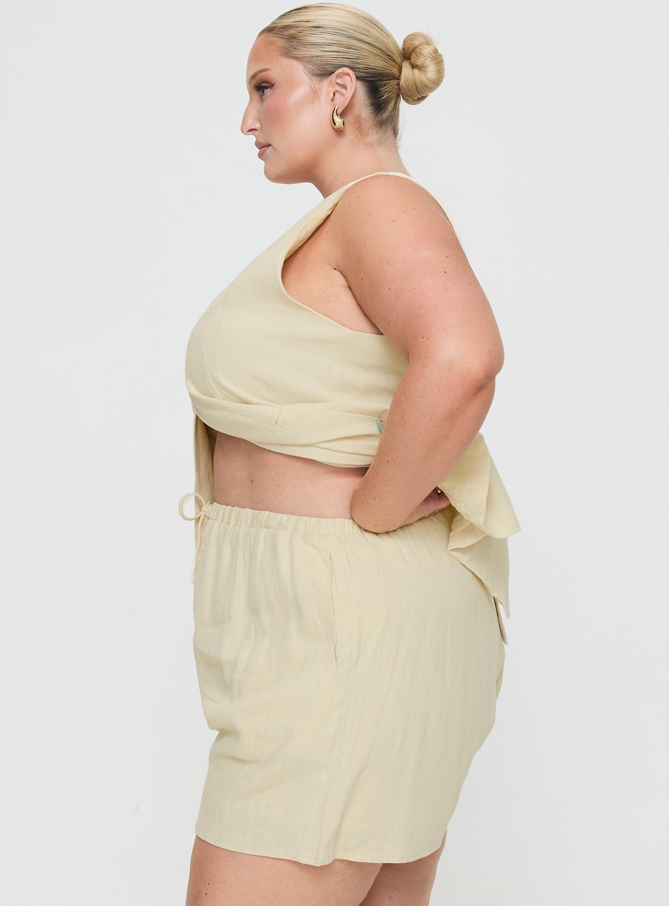 This Summer Linen Blend Shorts Sand Curve、mySite、solidvoid