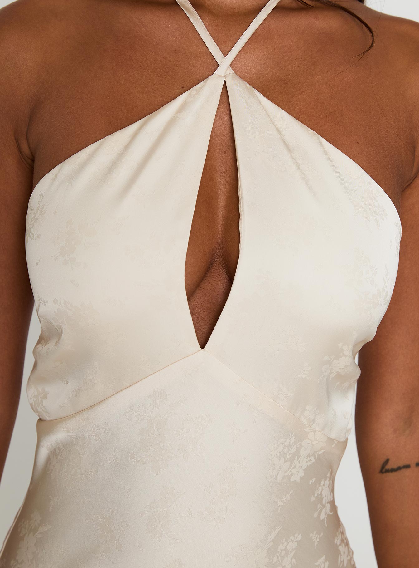 Limosina Halter Maxi Dress Champagne、mySite、solidvoid