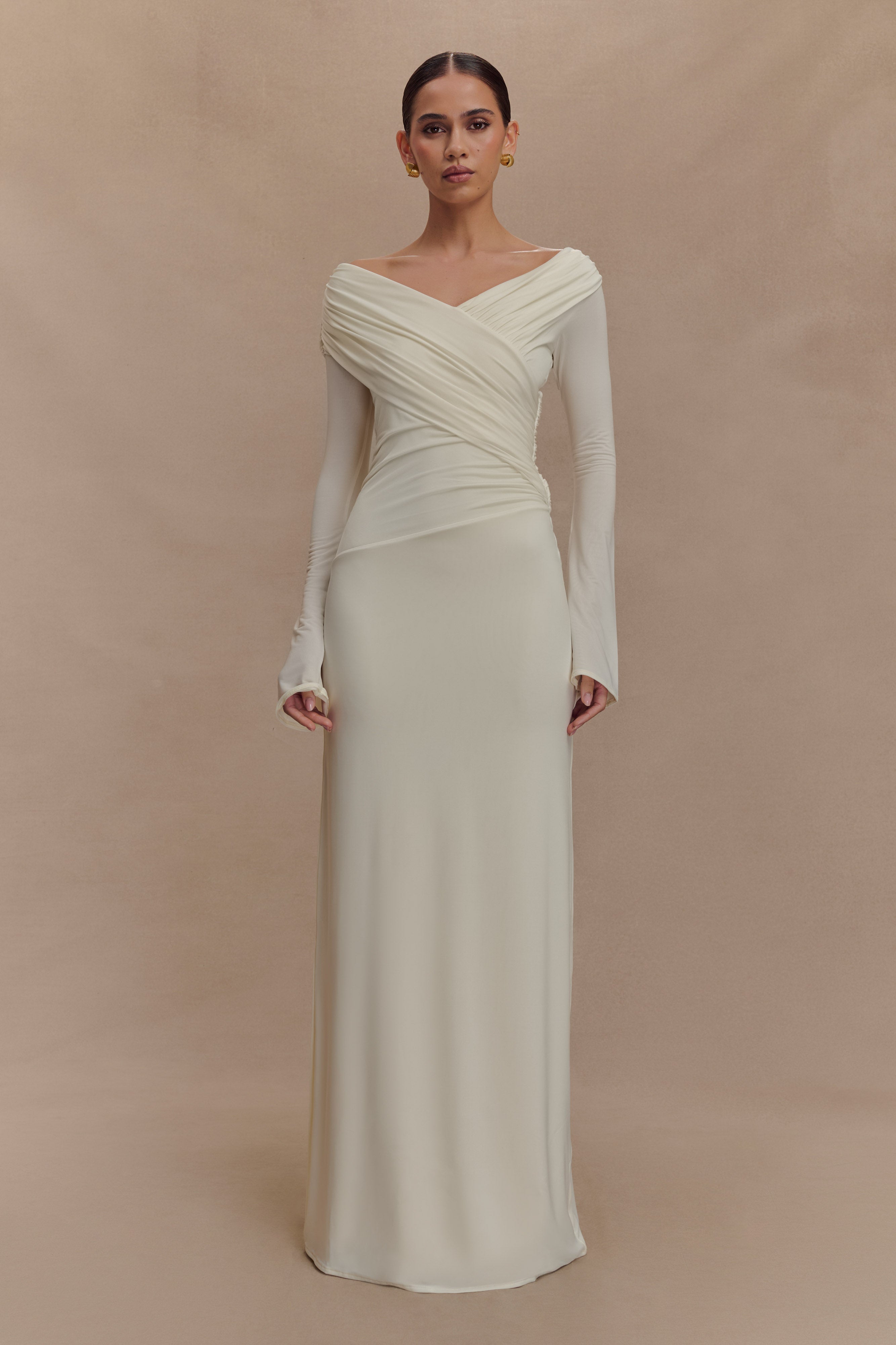 Therese Off Shoulder Ruched Maxi Dress - Ivory、mySite、solidvoid