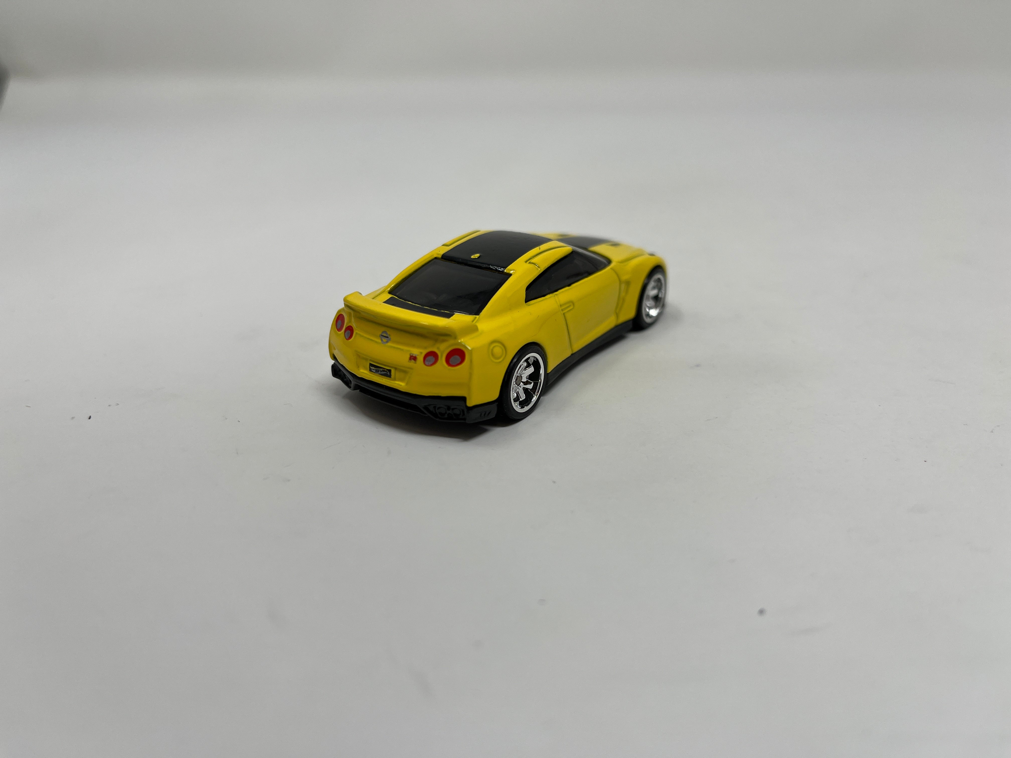 '17 Nissan Skyline GT-R R35 * Hot Wheels 1:64 scale Custom Build w/ Rubber Tires、mySite、hgirdovlk