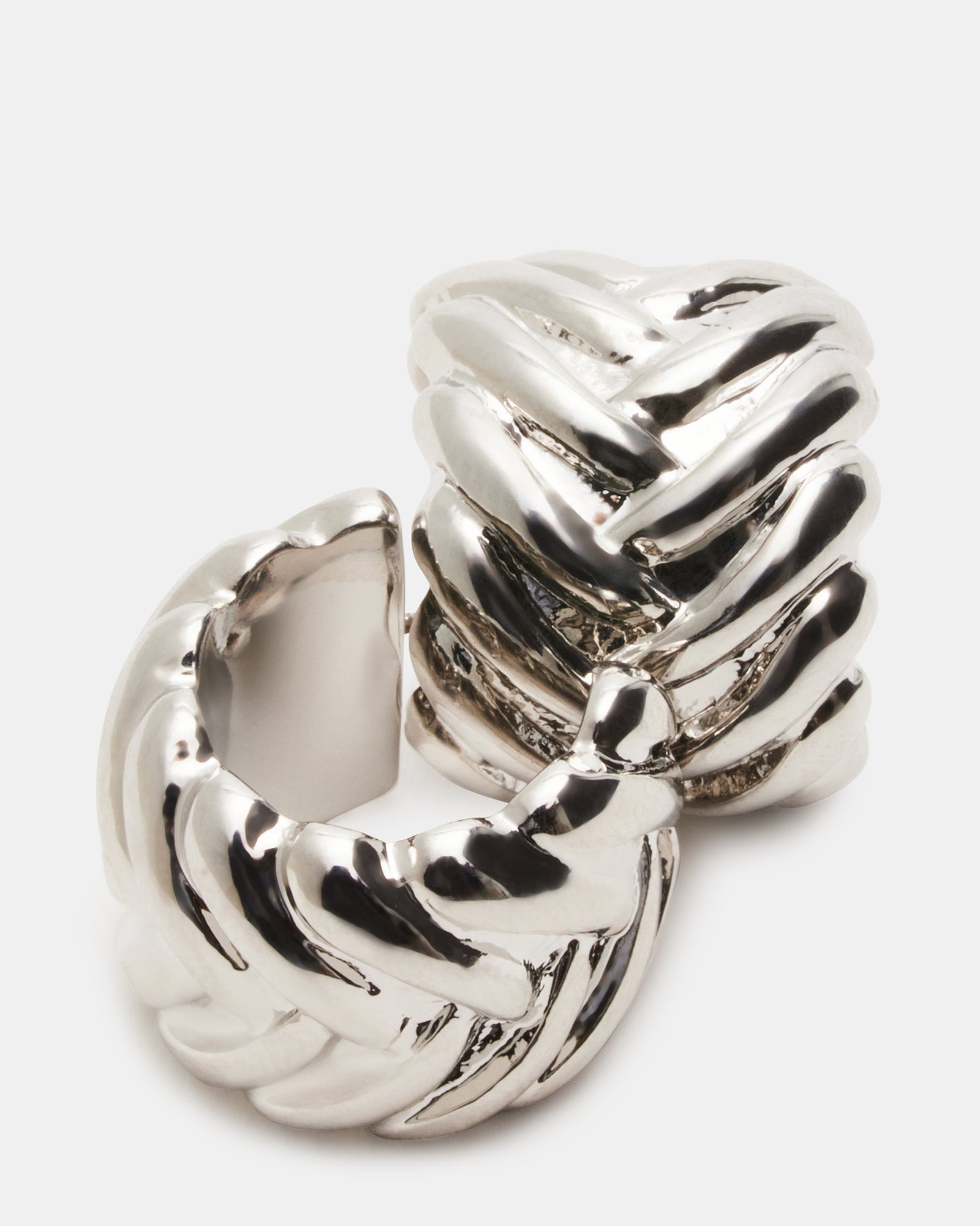 WOVEN HUGGIE EARRINGS SILVER、mySite、gtrtttuynbv