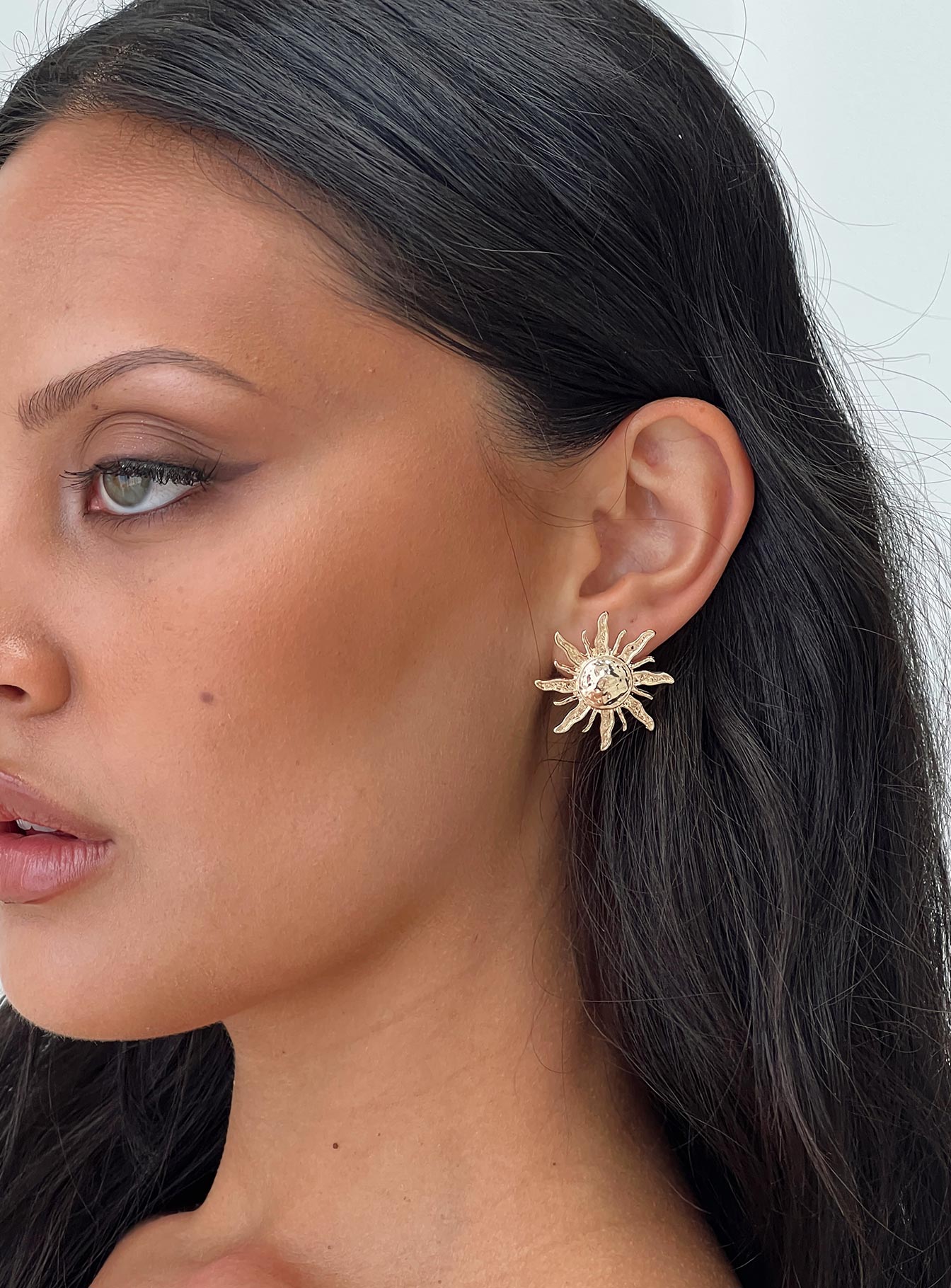 Maddalena Earrings Gold、mySite、solidvoid