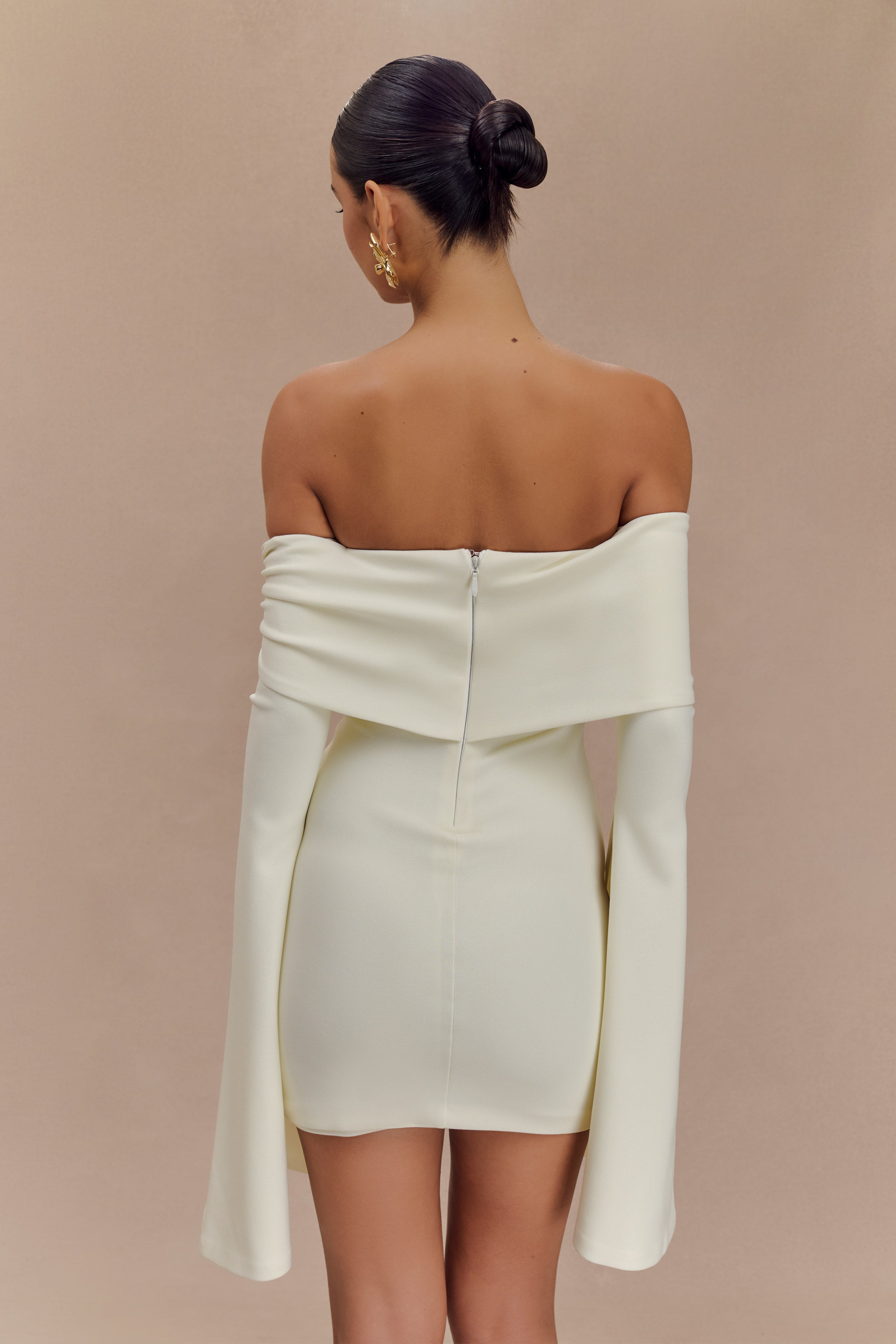 Dominique Off Shoulder Long Sleeve Mini Dress - Ivory、mySite、solidvoid