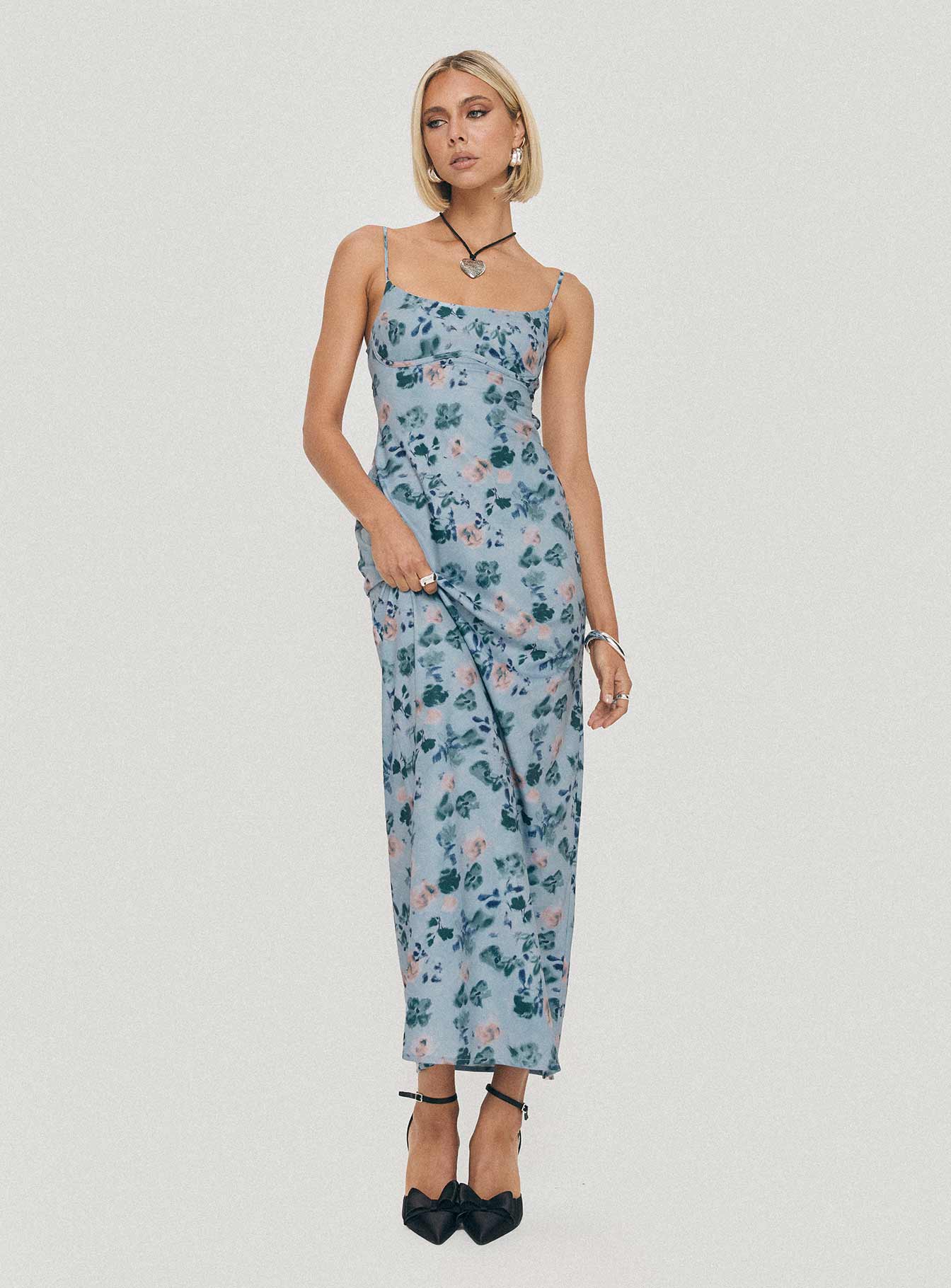 Ravia Maxi Dress Blue / Floral、mySite、solidvoid