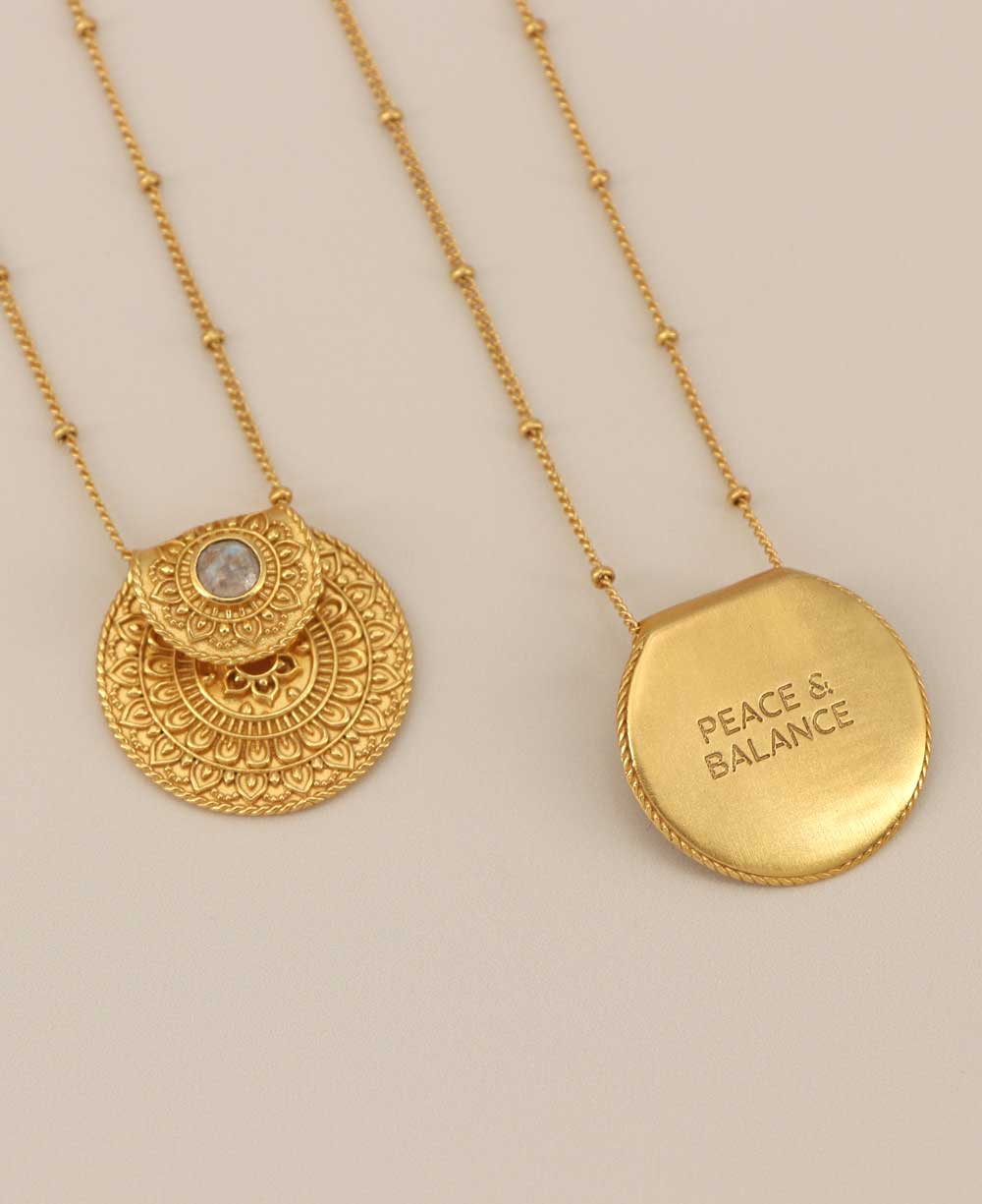 Inspirational Gold Plated Mandala Necklace with Rainbow Moonstone、mySite、topwebapps
