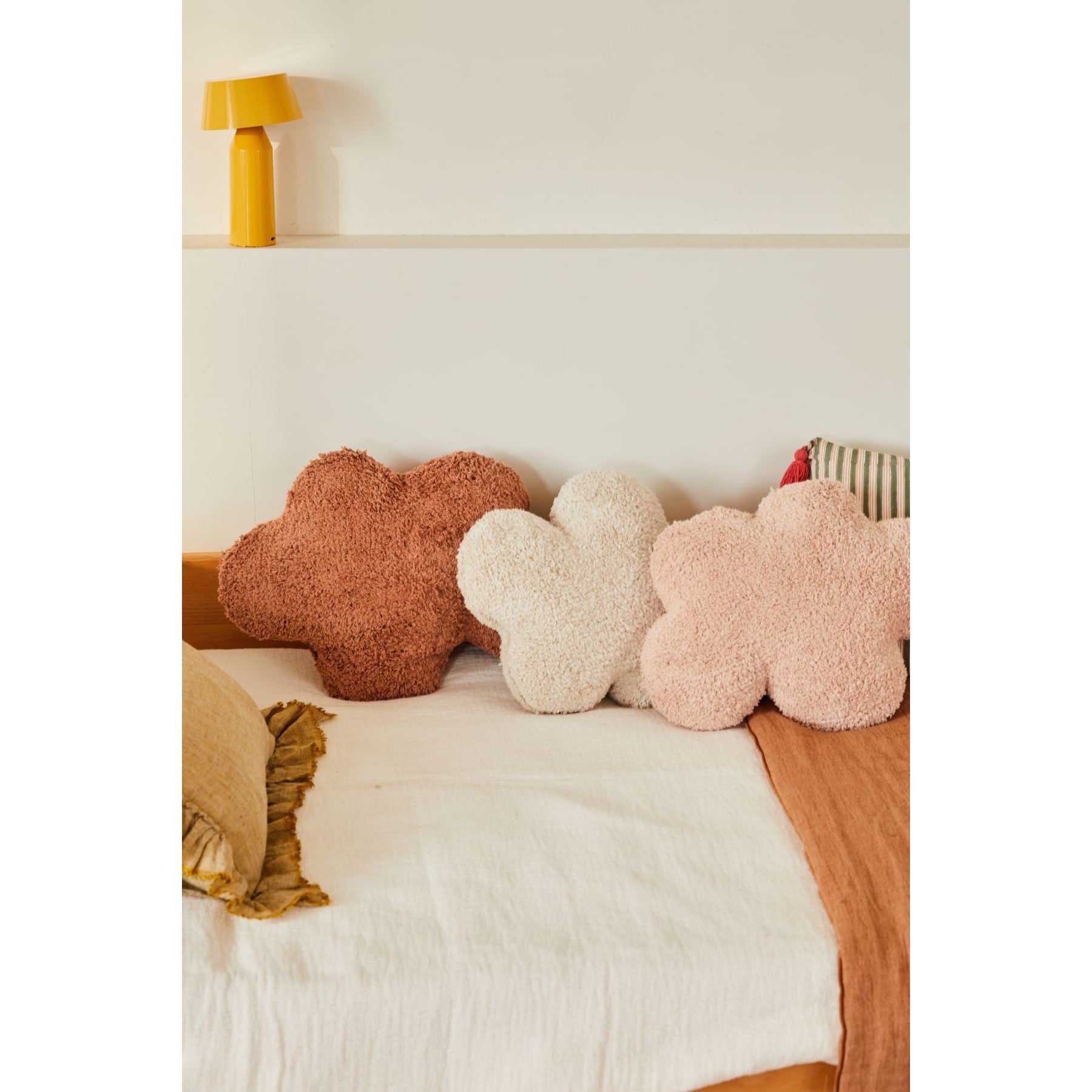 Clouds Natural Floor Cushion、mySite、gigharbornorthrealestate