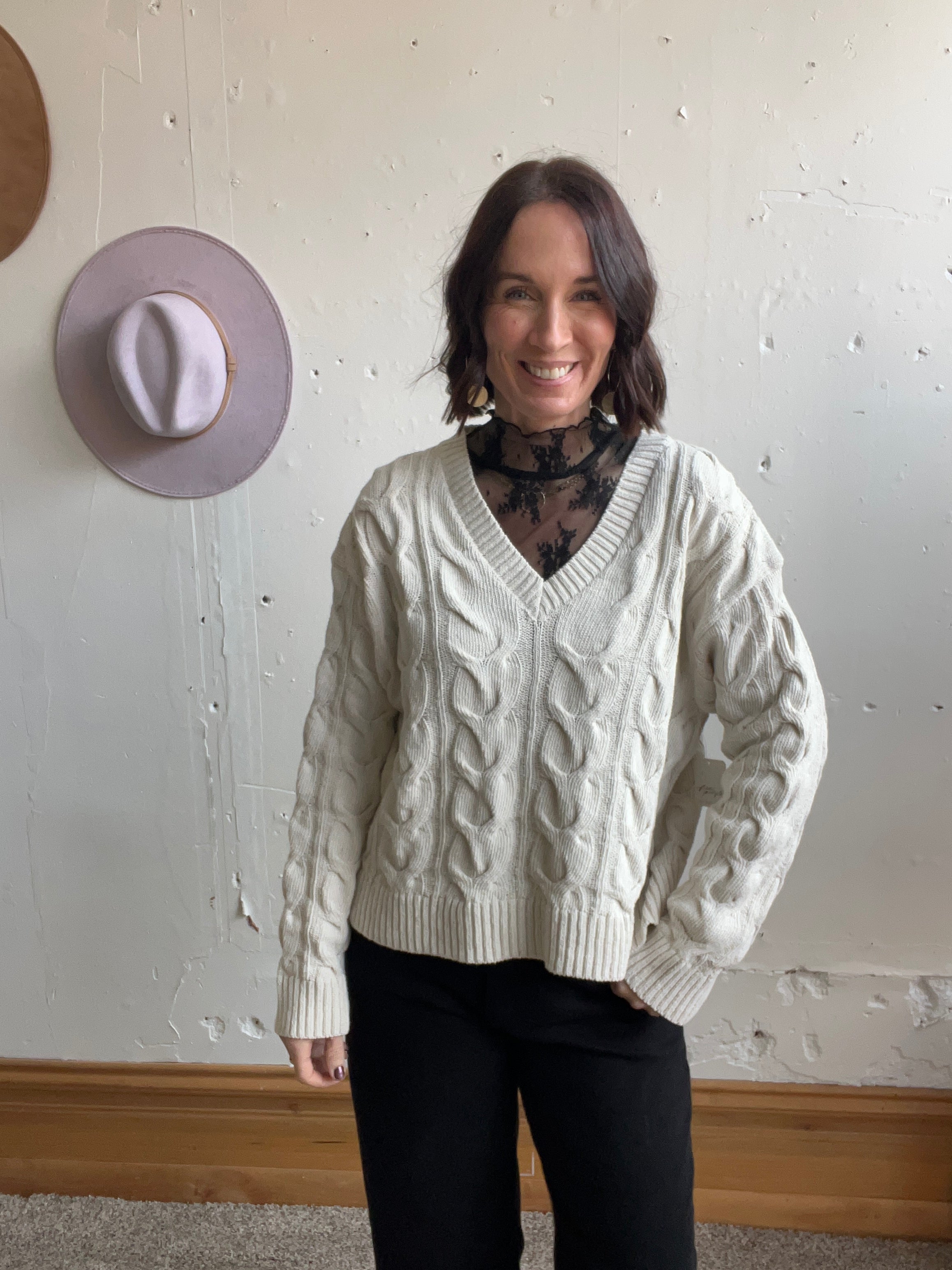 We The Free Cable V-Neck Sweater、mySite、garagedoors4me