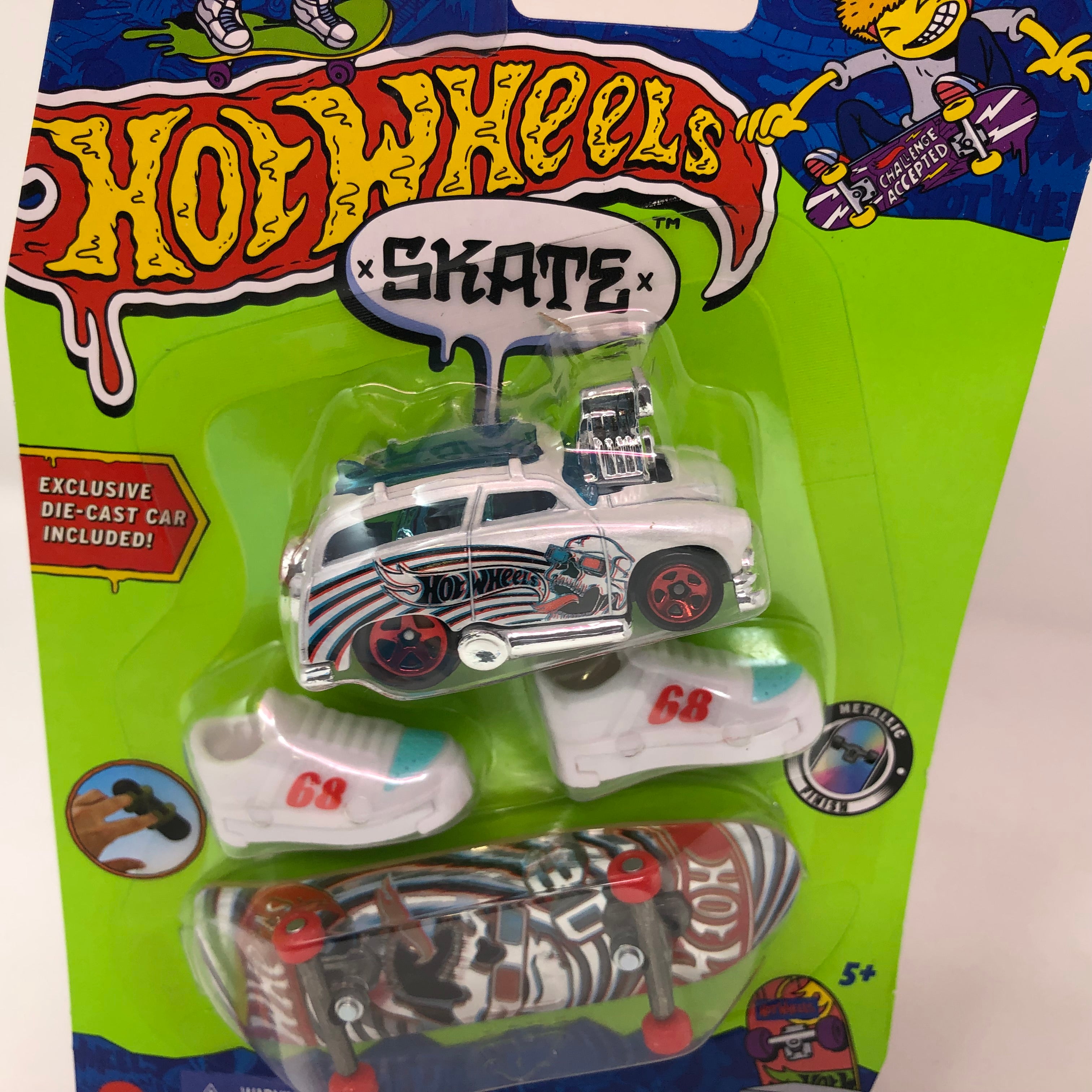 2023 Hot Wheels Skate * Surf & Turf Car w/ Skate Board & Shoes、mySite、hgirdovlk