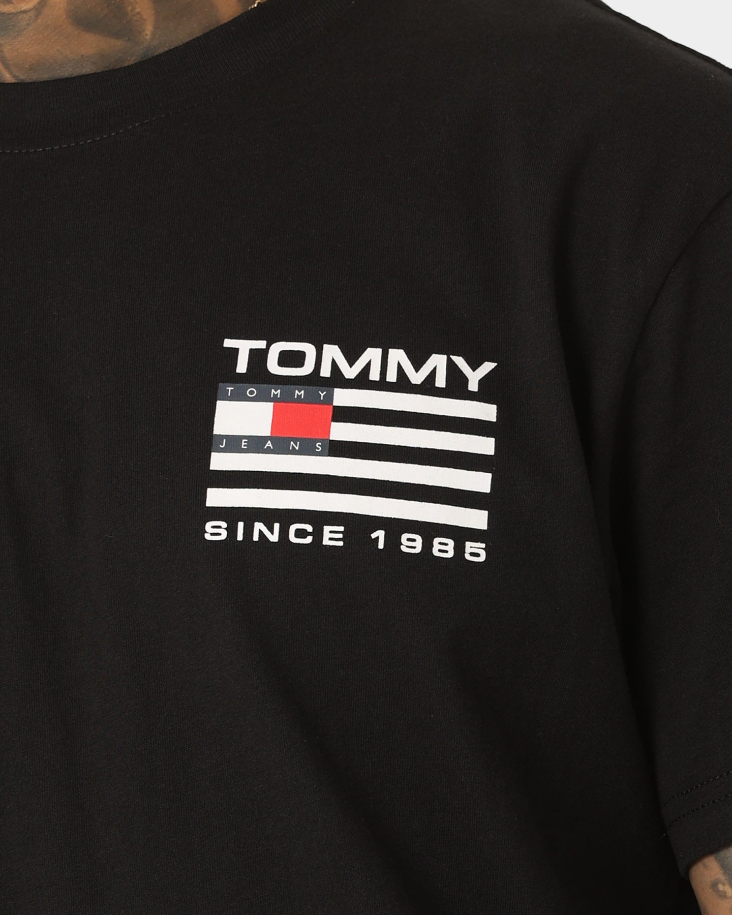 Tommy Jeans Classic RWB Back Logo T-Shirt Black、mySite、zt4zffjzw