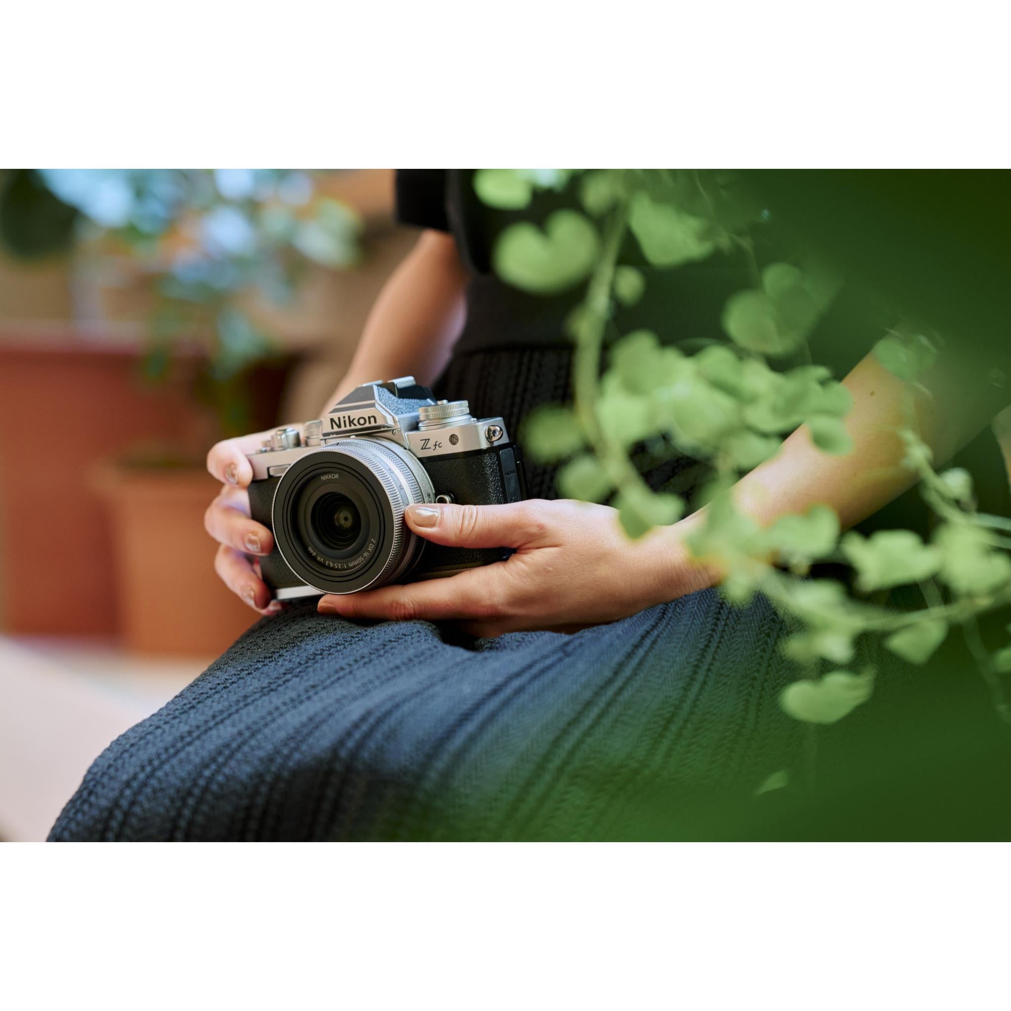 Nikon Z fc Mirrorless Camera with Nikkor Z 16-50mm Lens (Black)、mySite、camillekostekn