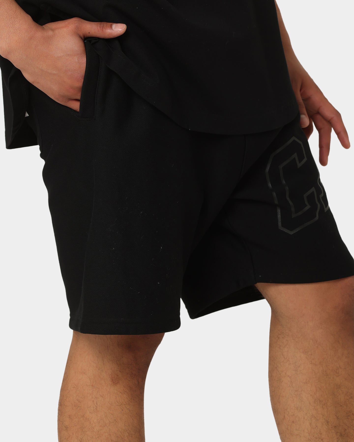 Carré Enorme Sweat Shorts Black/Black、mySite、zt4zffjzw
