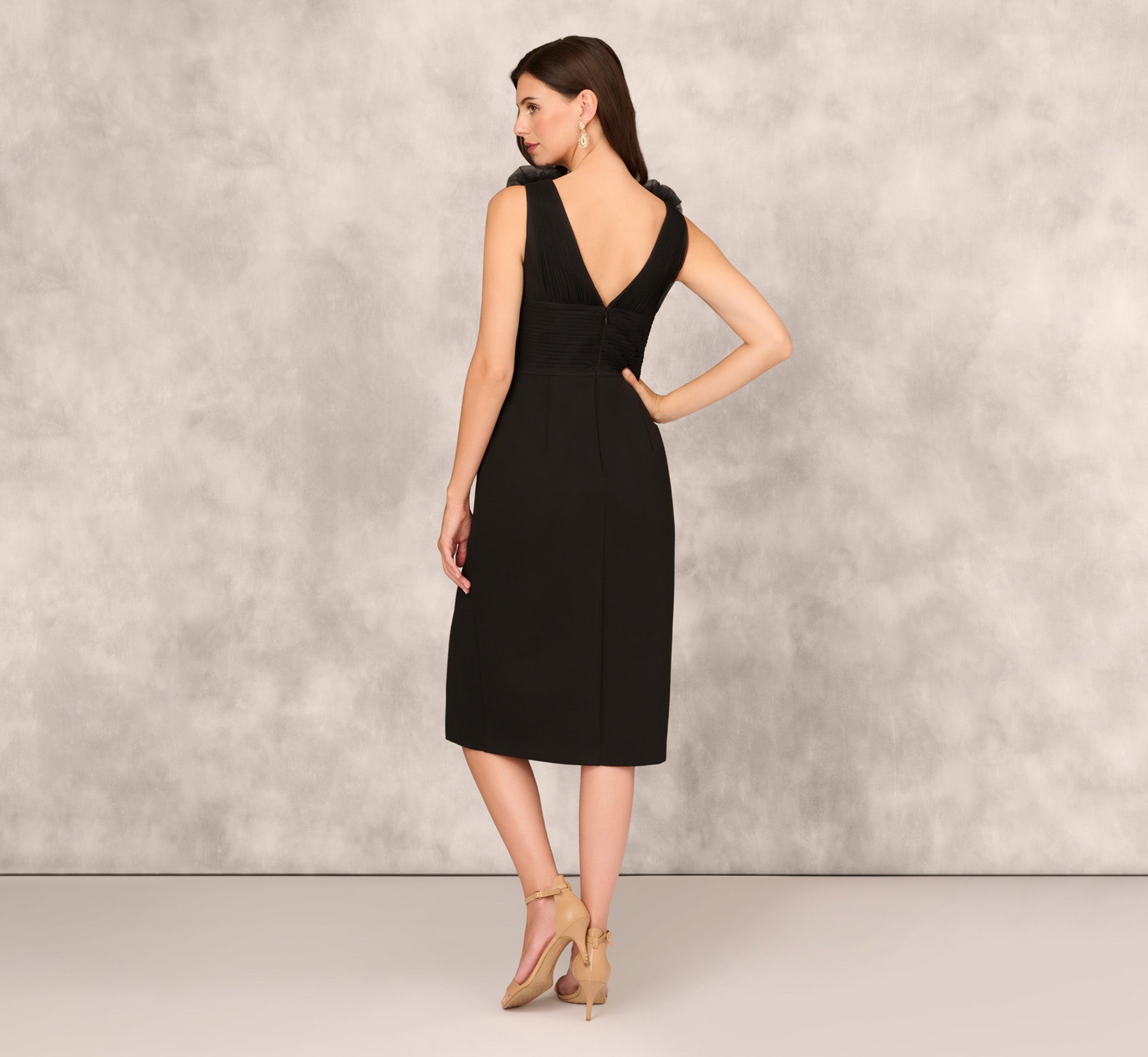 Sleeveless Sheath Dress With Ruffle Accents In Black、mySite、solidvoid