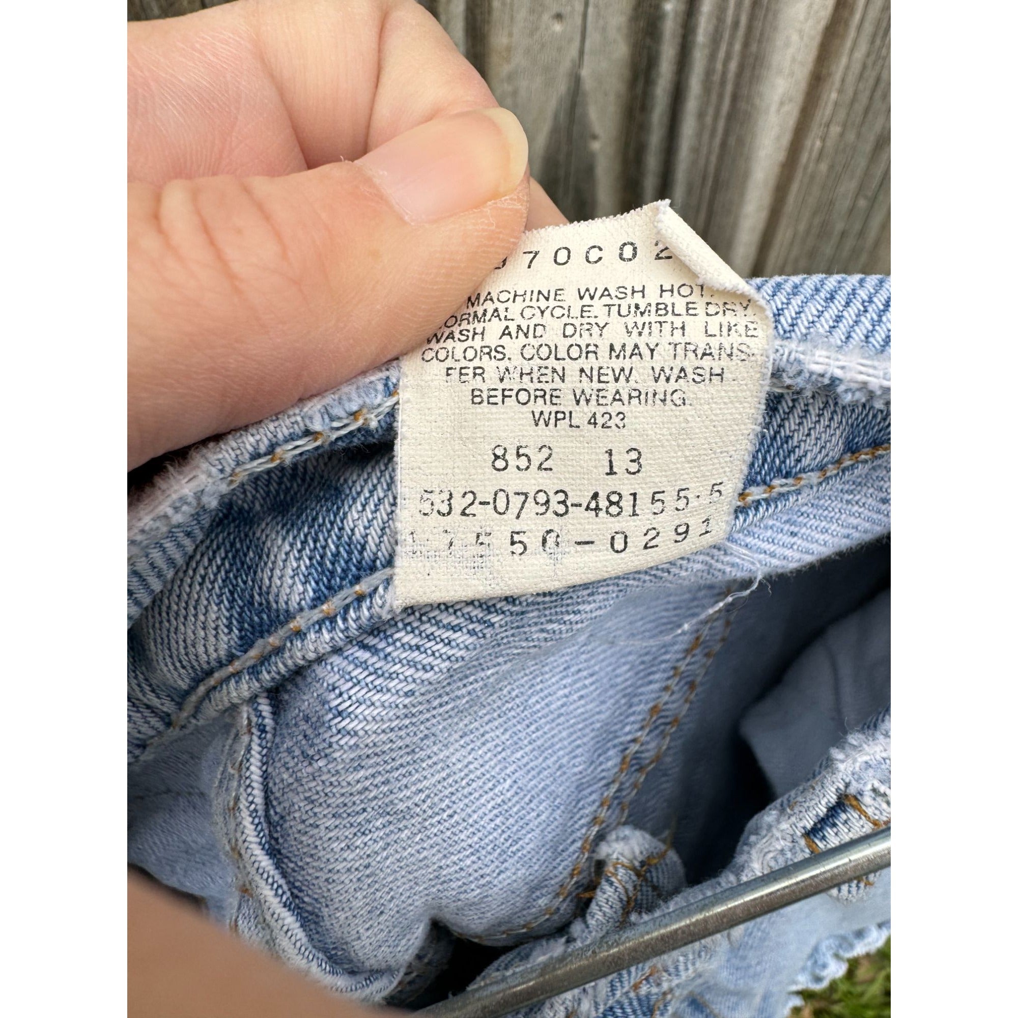 93' Levi's Women's 532 Light Wash Cut Off Raw Hem Denim Jean Shorts 7、mySite、garagedoors4me