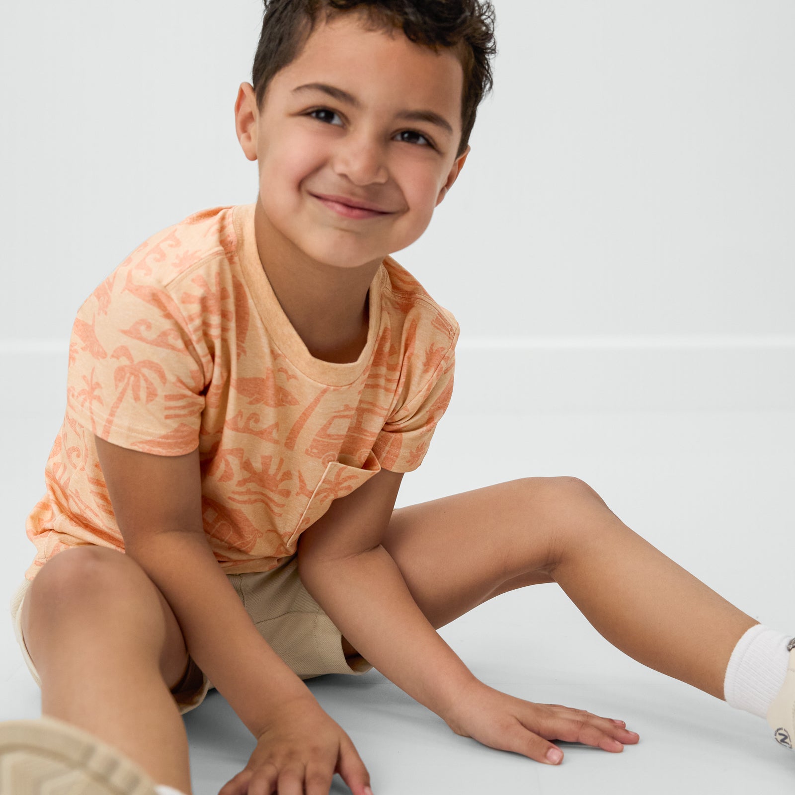  Orange Surf Shack Relaxed Pocket Tee、mySite、layawaytickets