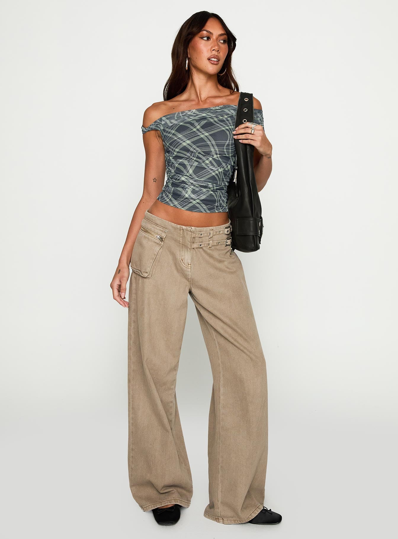 Sweet Embrace Off Shoulder Top Multi、mySite、solidvoid