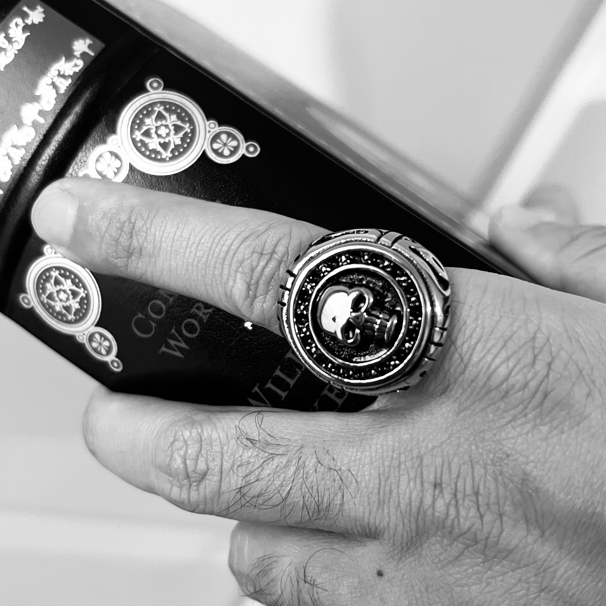 Stainless Steel Large Filigree Skull Signet Ring / SCR4012、mySite、dreamappss