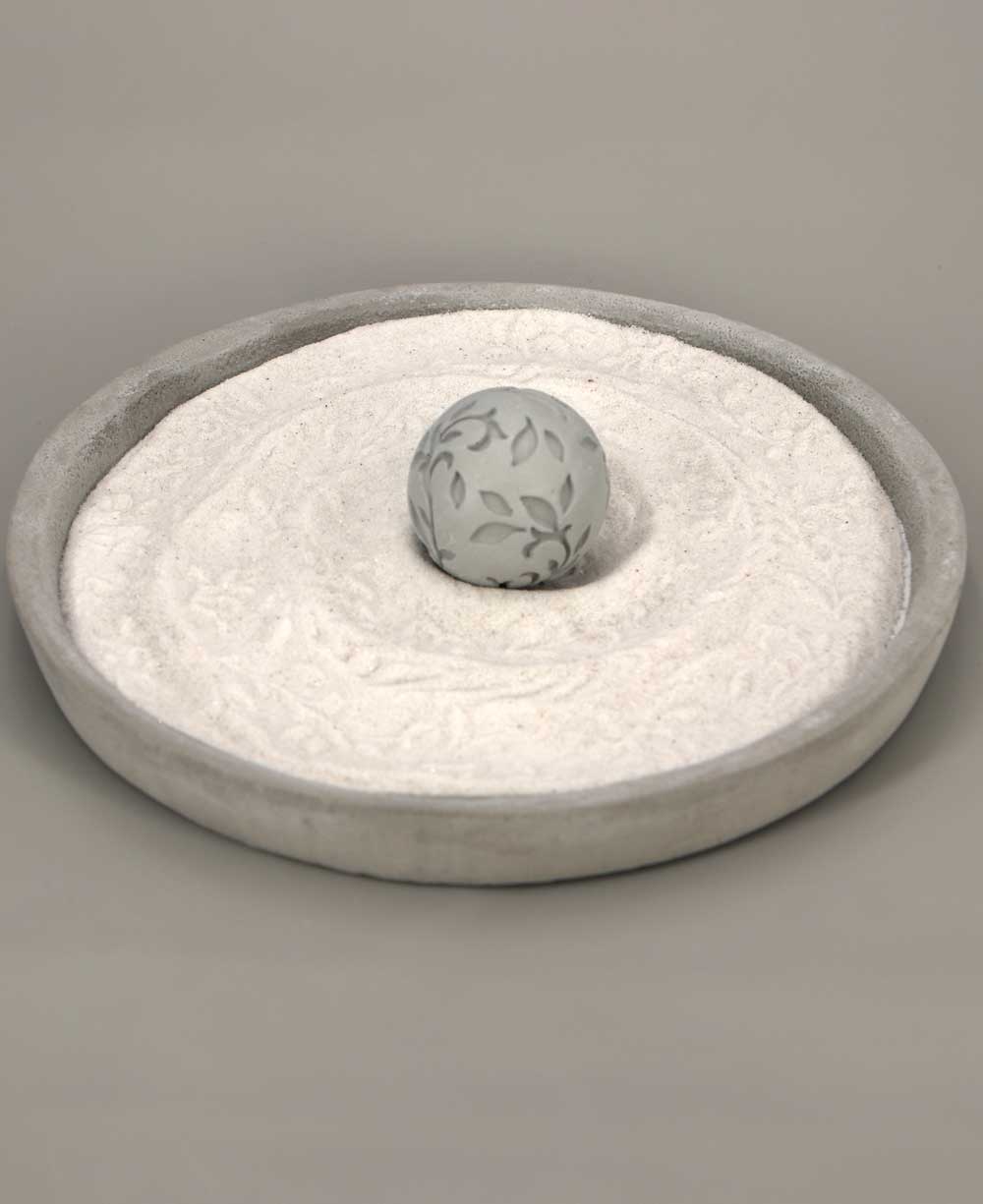 Minimalist Floral Orb Cast Stone Zen Garden、mySite、topwebapps