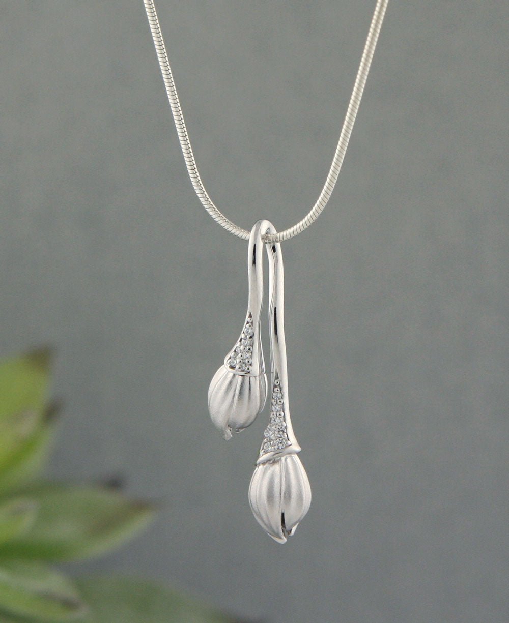 Lotus Buds Crystal Pendant, Sterling Silver、mySite、topwebapps
