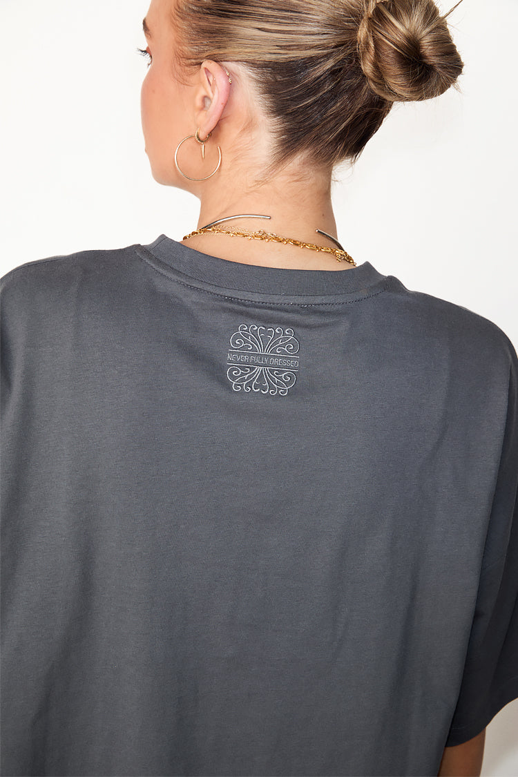 Charcoal Midnight Romance T-shirt、mySite、solidvoid