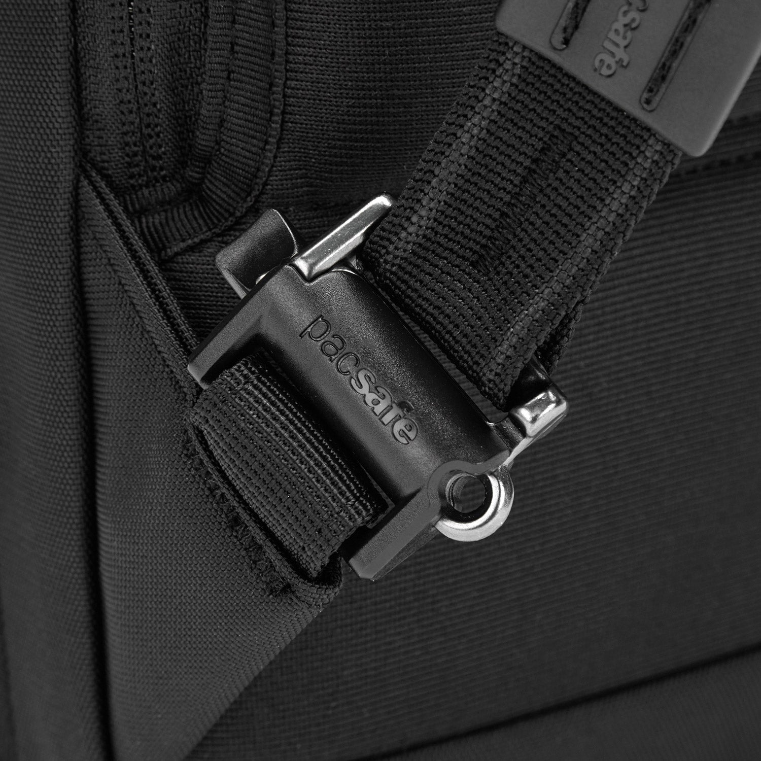 Pacsafe® V anti-theft Commuter Backpack (Fits 13 / 16 Laptop)、mySite、garagedoors4me