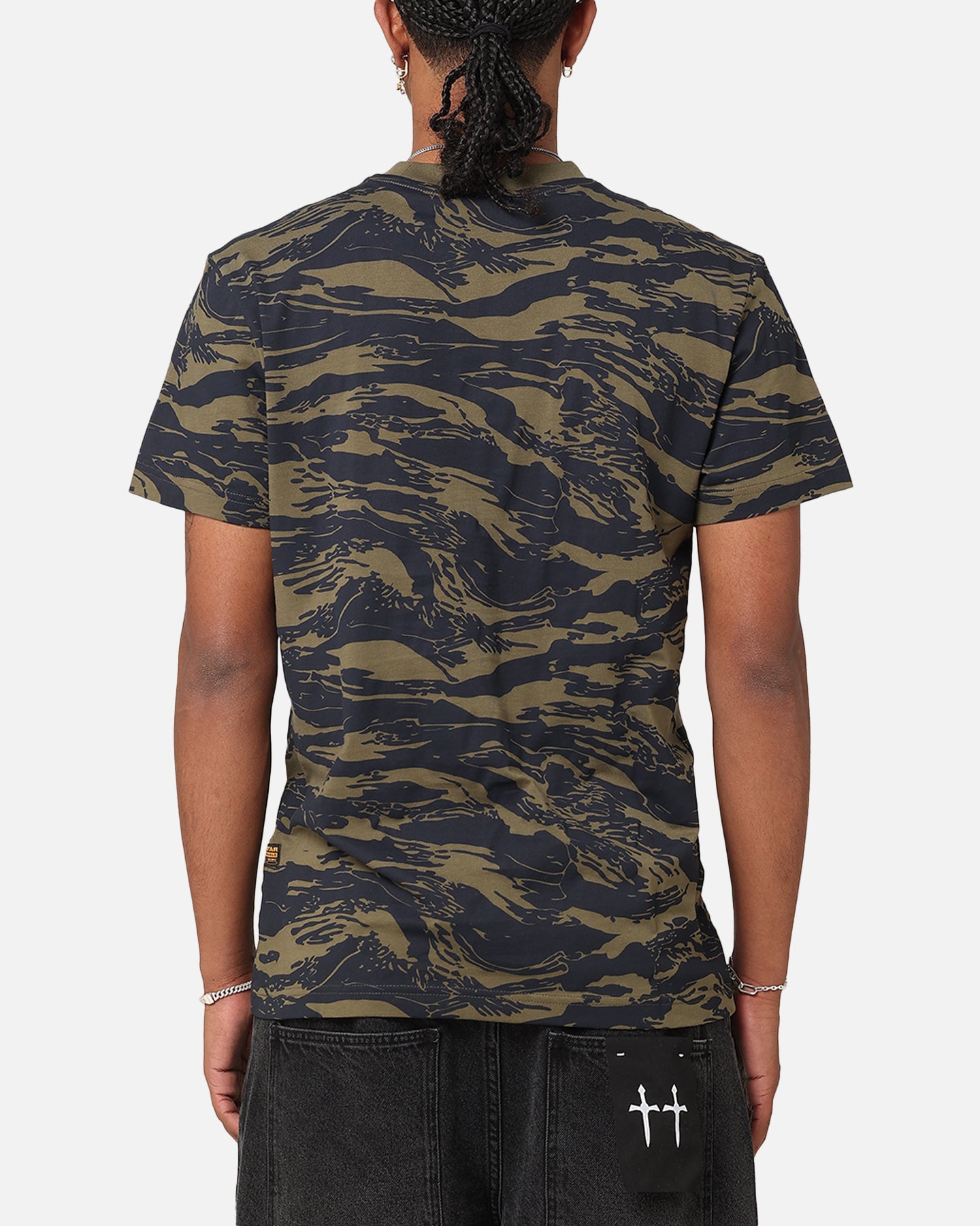 {product_title} - {shop_name}