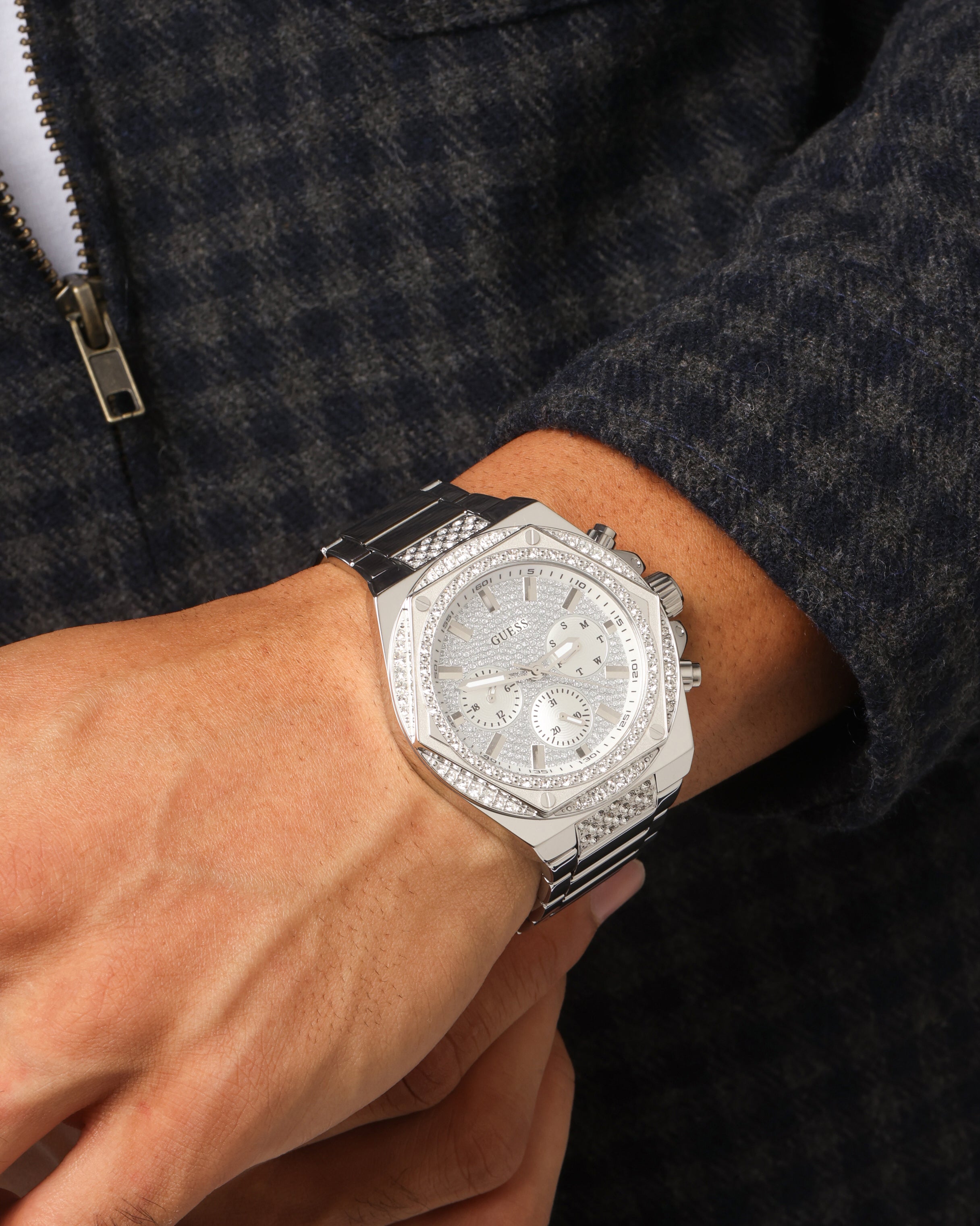 Guess Mainline Fury Glitz Bracelet Watch Silver、mySite、zt4zffjzw