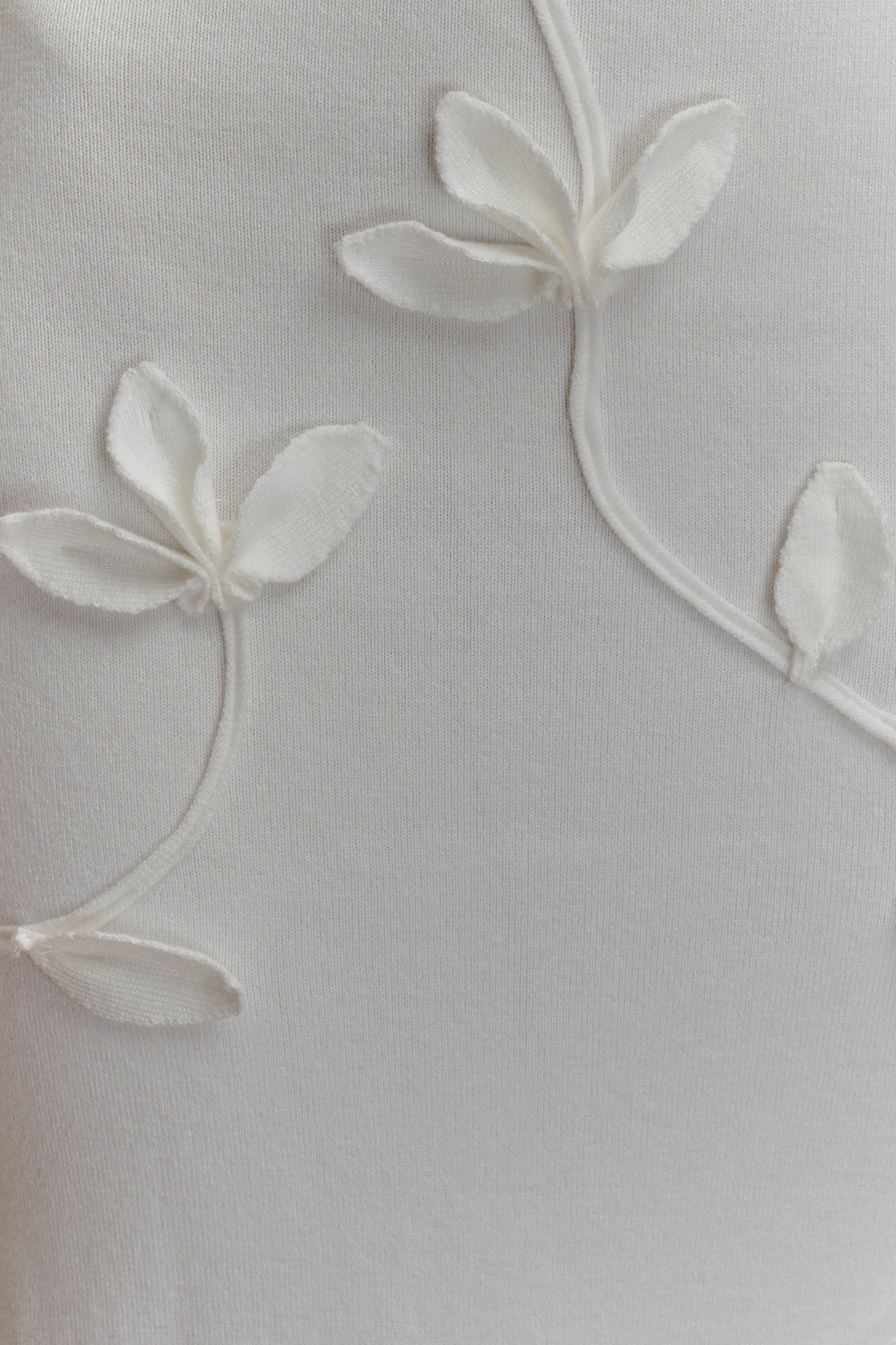 Wynn Floral Knit Midi Dress - White、mySite、solidvoid