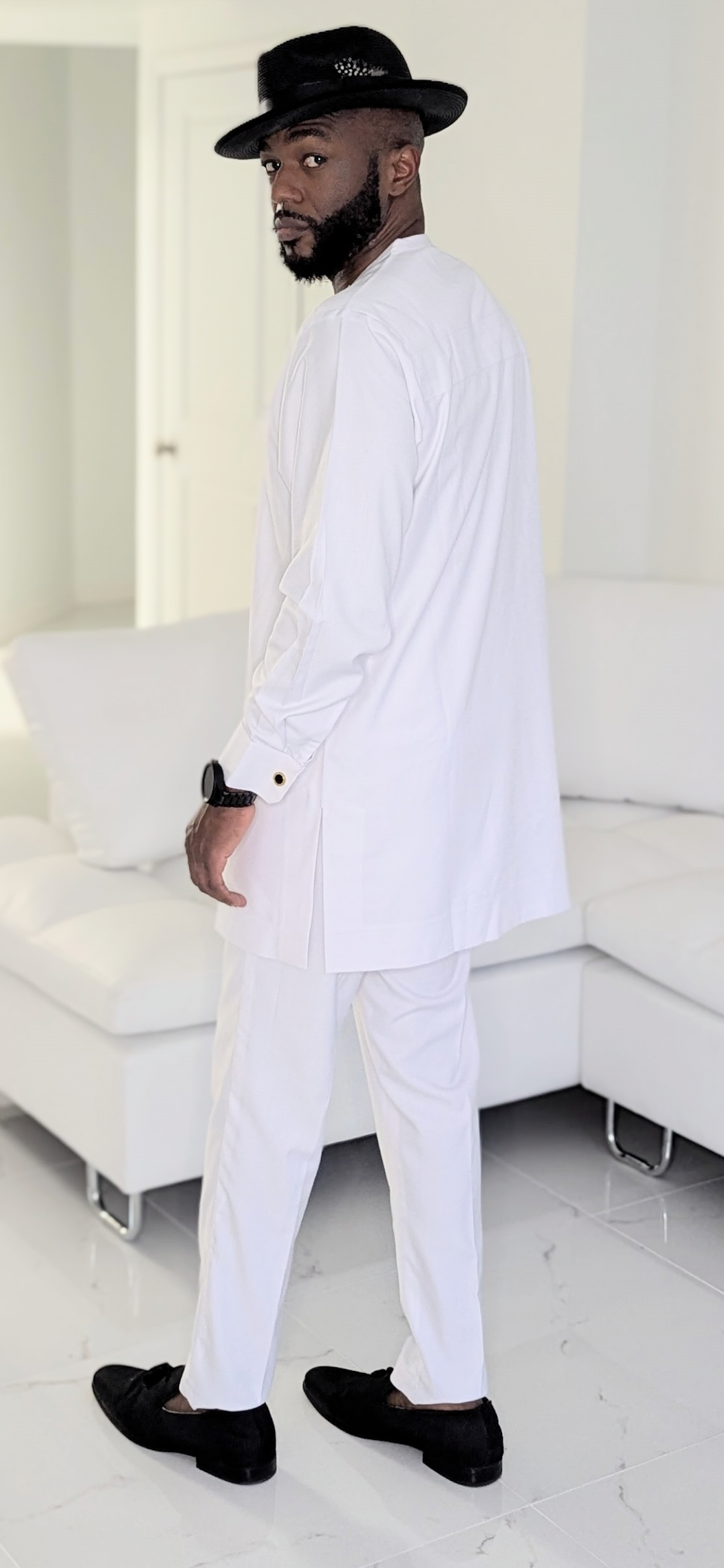 Dupsie's All-White Majestic Ezze Senator Dashiki Set with White and Silver embroidery with matching White pants DPAWWS44、mySite、solidvoid