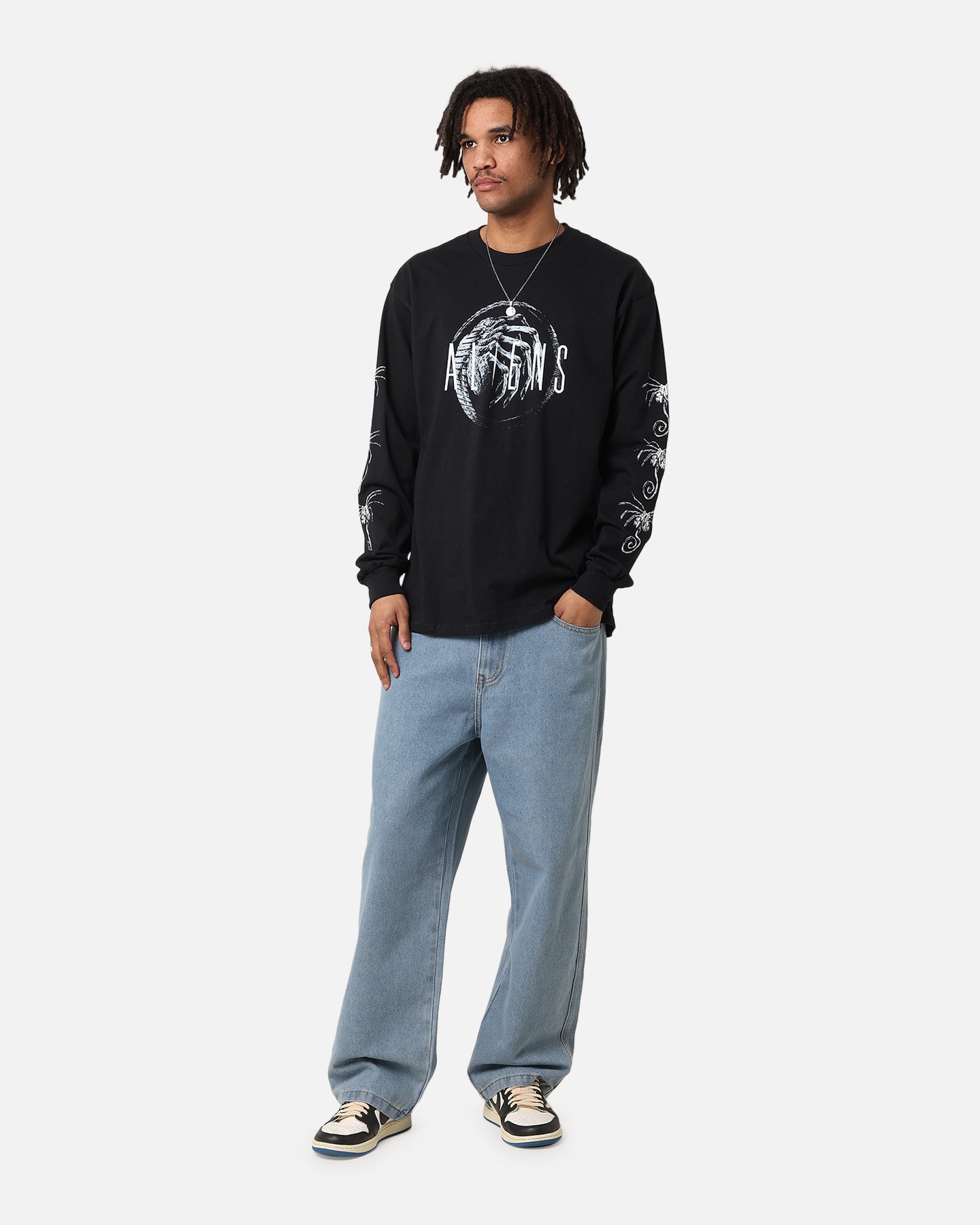 {product_title} - {shop_name}